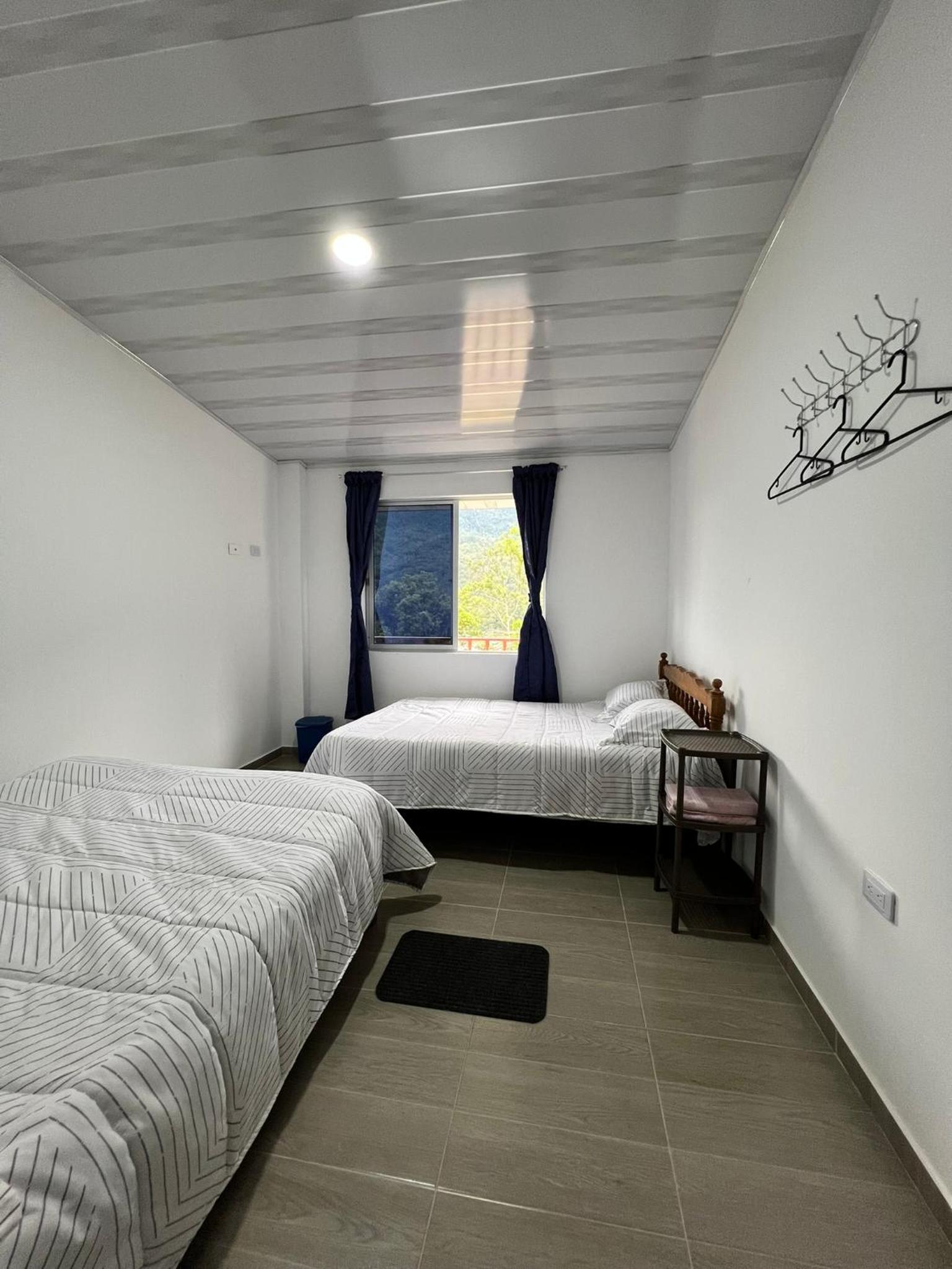 Triple Room with Shared Bathroom photo 2