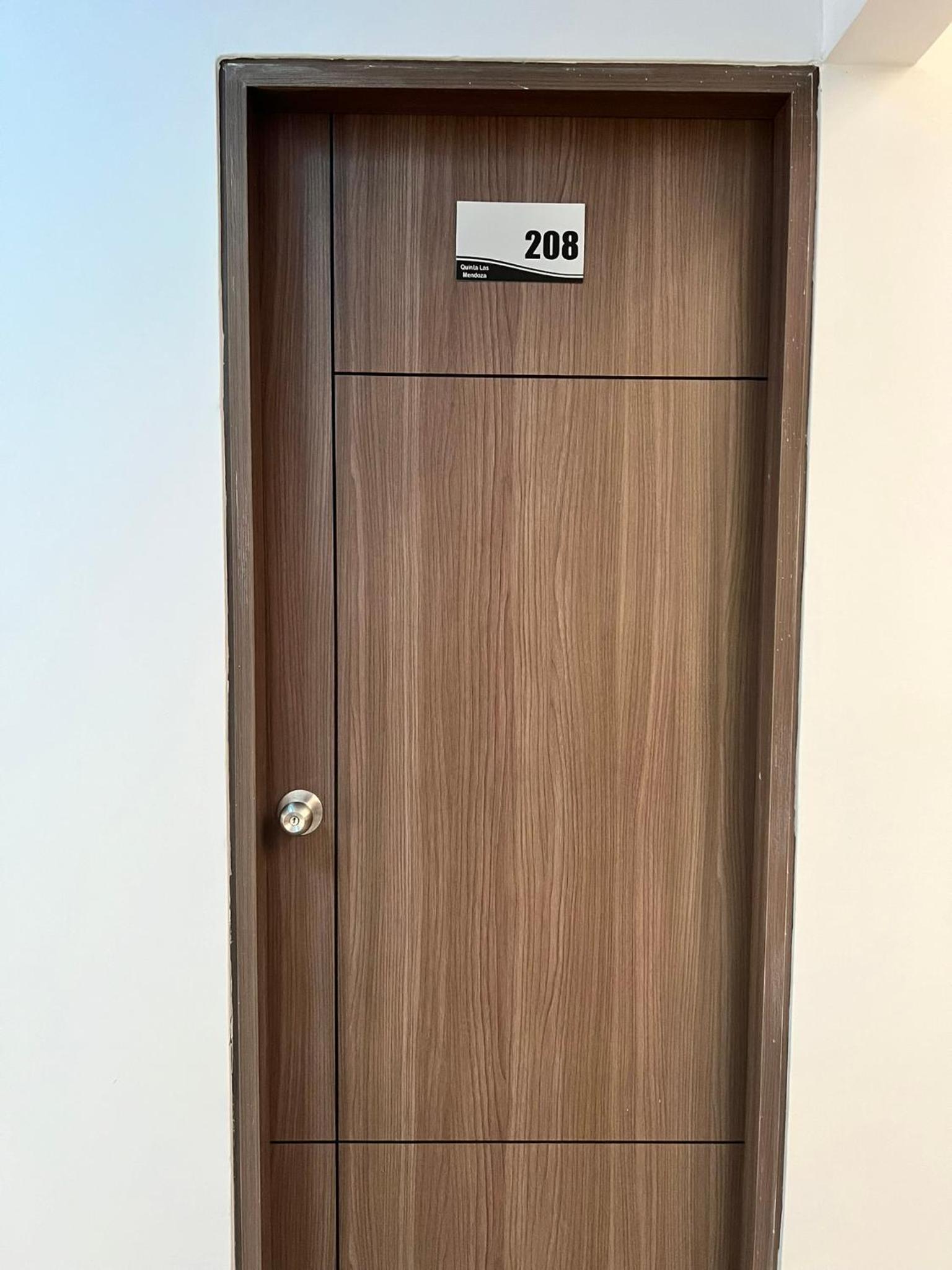 Twin Room with Shared Bathroom photo 2