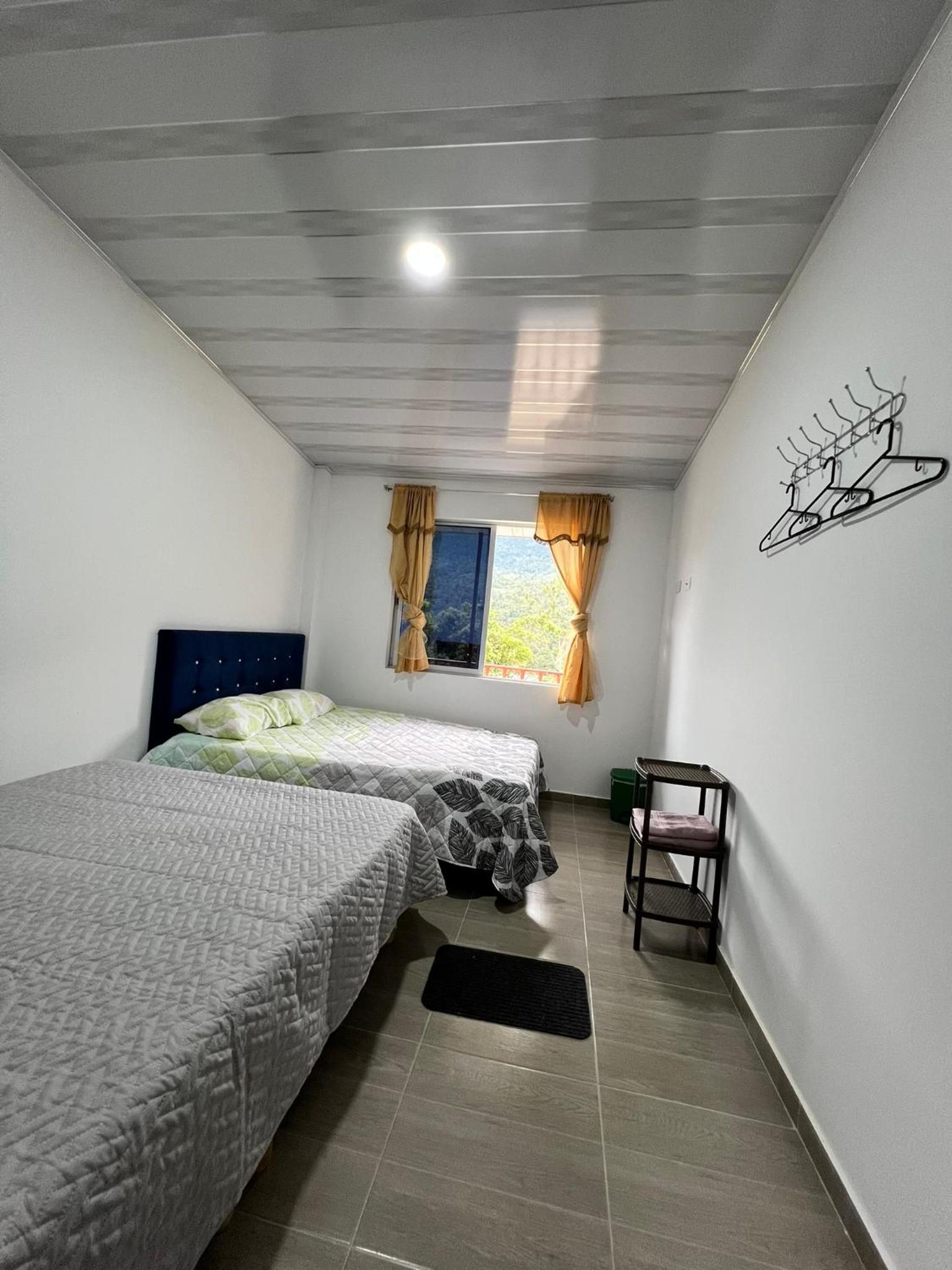 Twin Room with Shared Bathroom photo 3