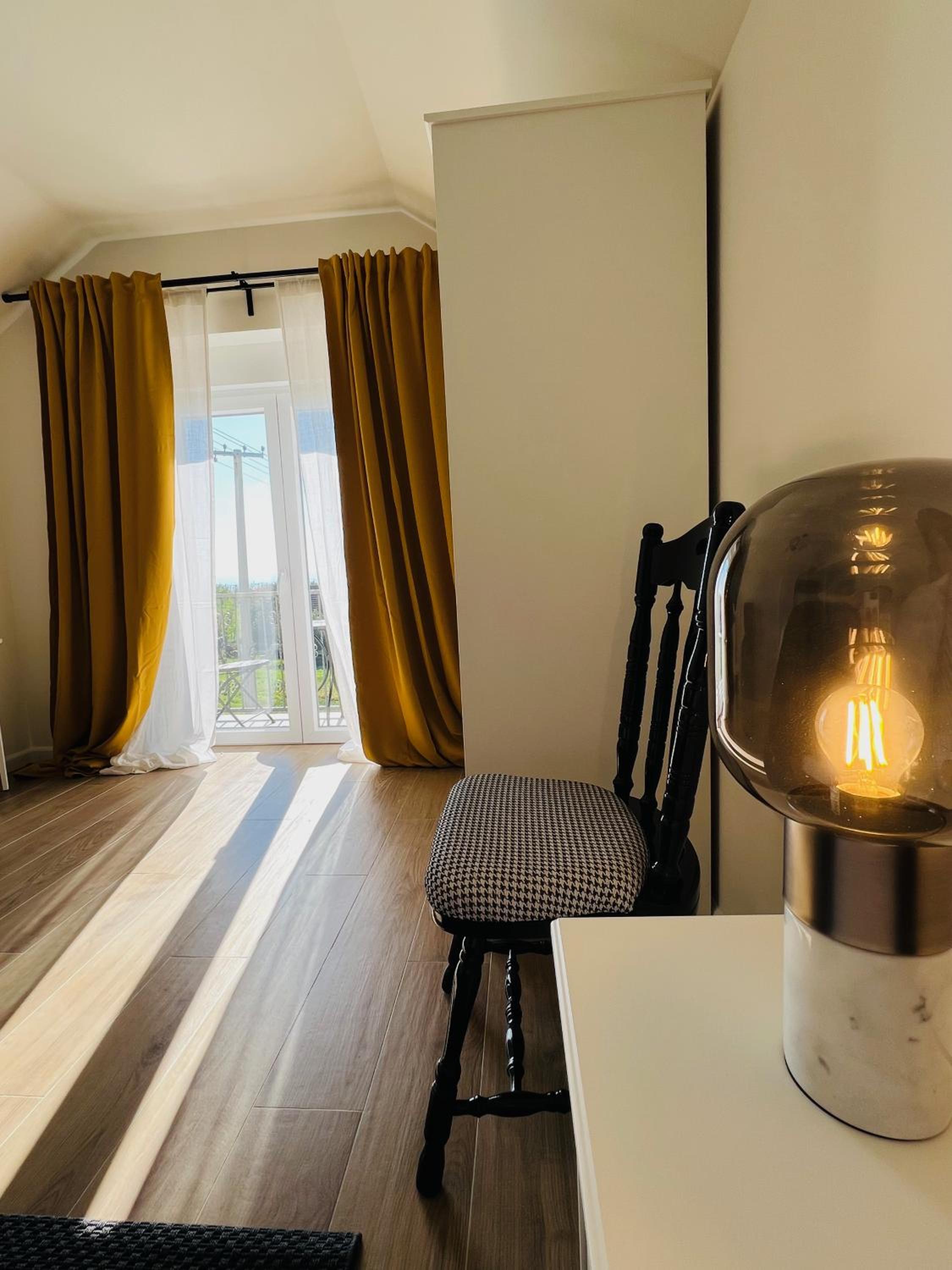King Room with Balcony photo 3