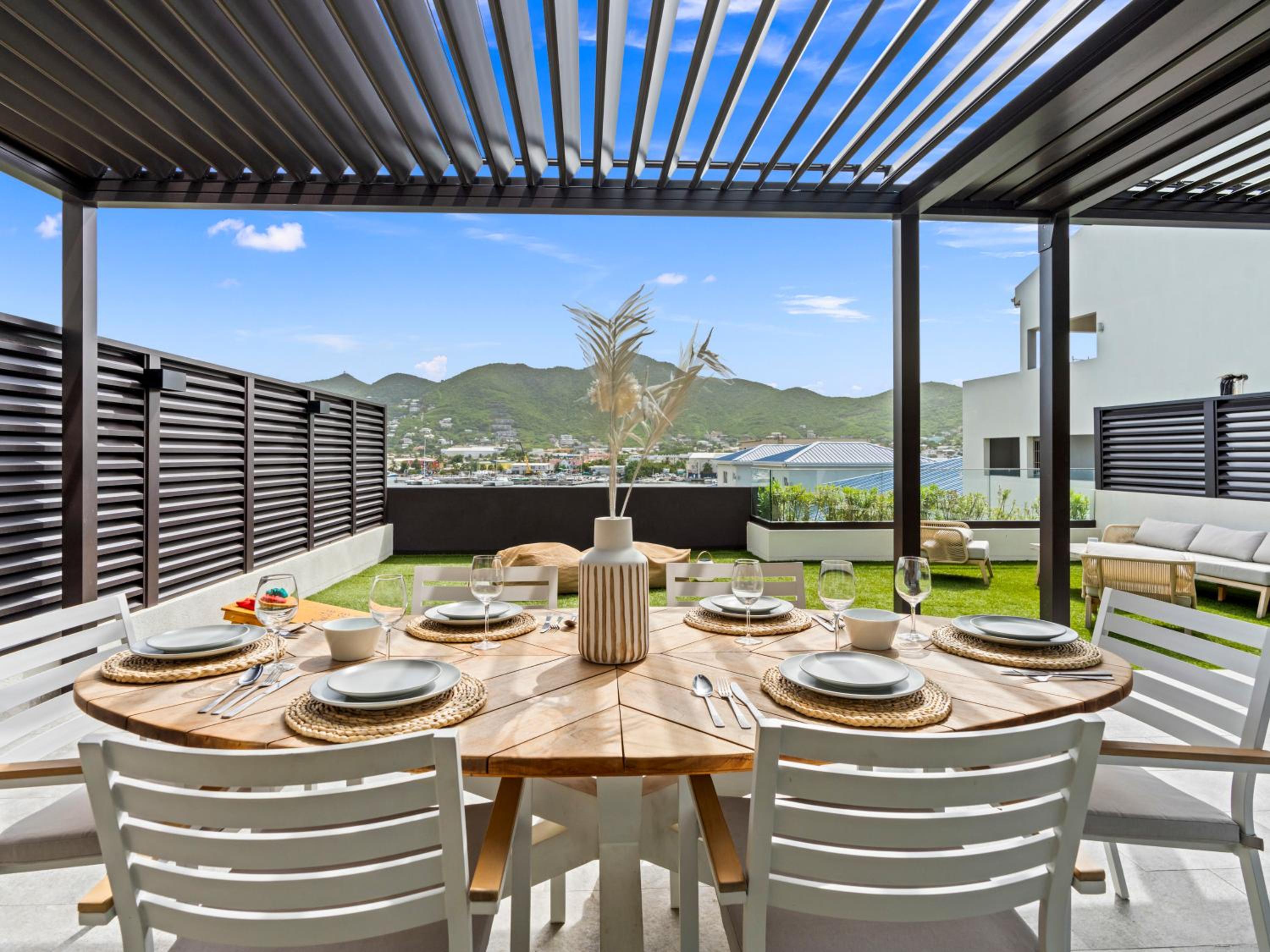 One-Bedroom Apartment with Garden