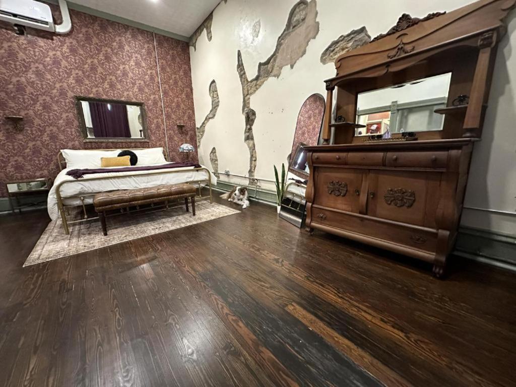One-Bedroom Suite photo 1