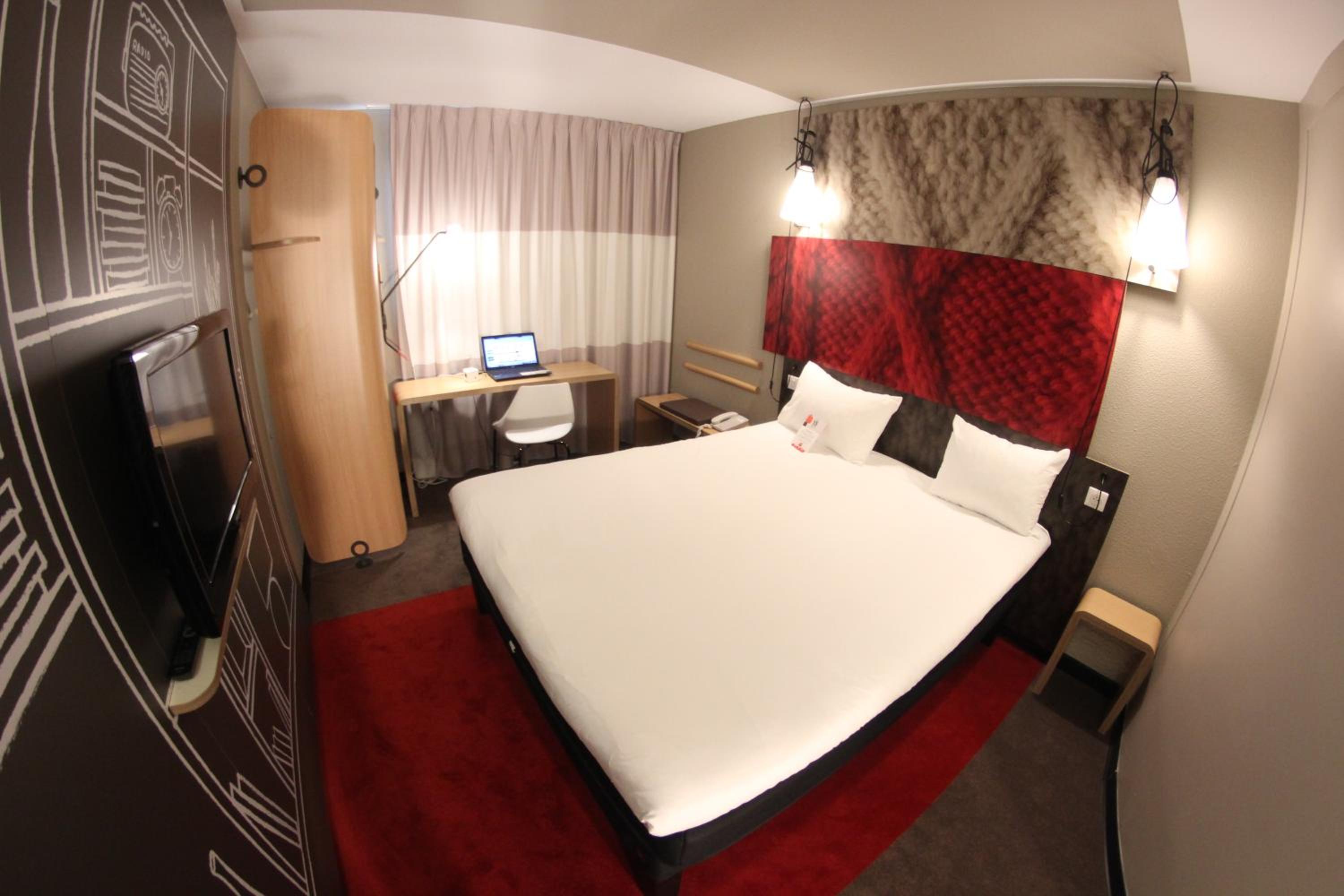 Double Room with Sea View - Photo 3