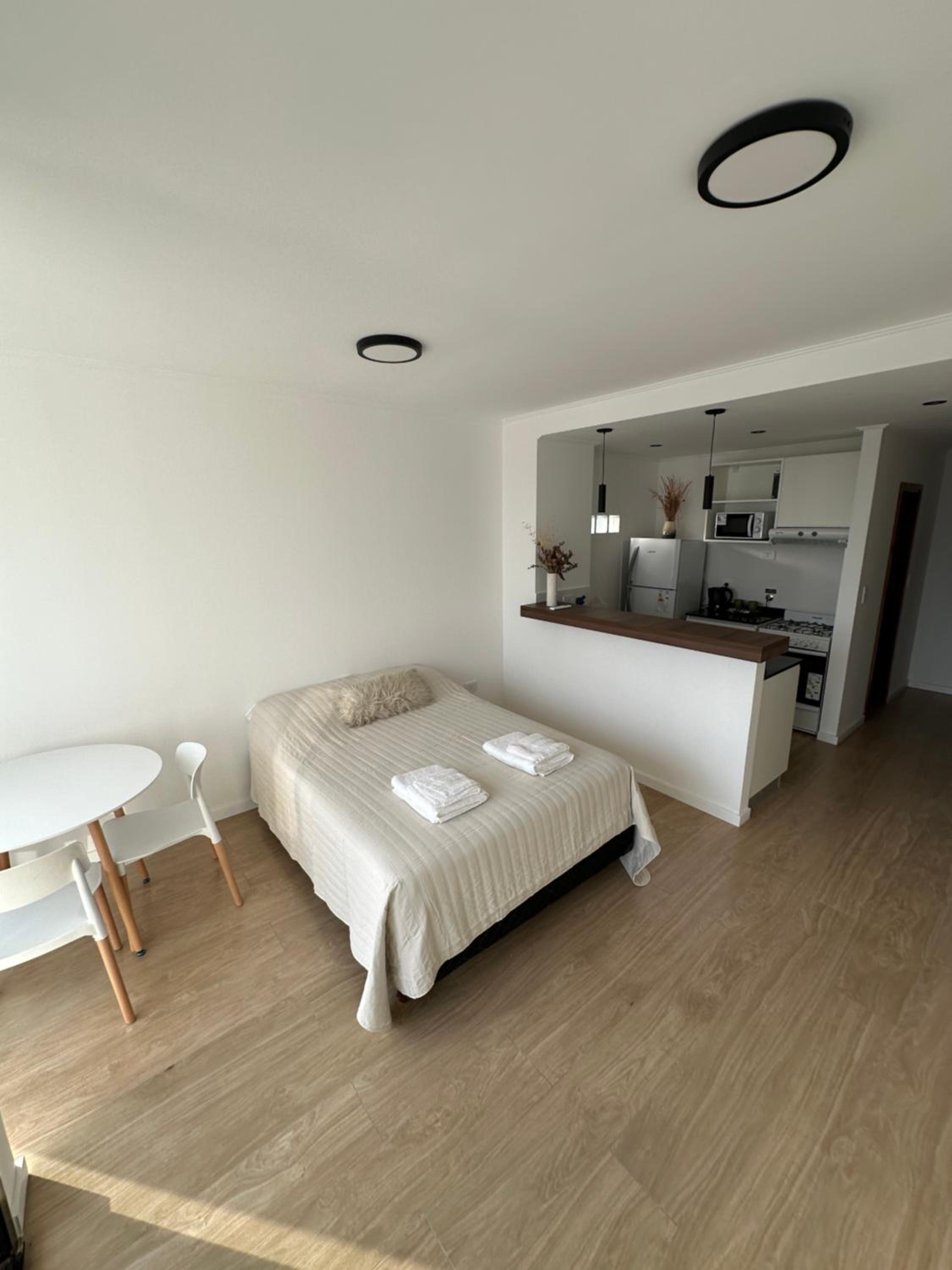 Studio Apartment with One Double Bed photo 1
