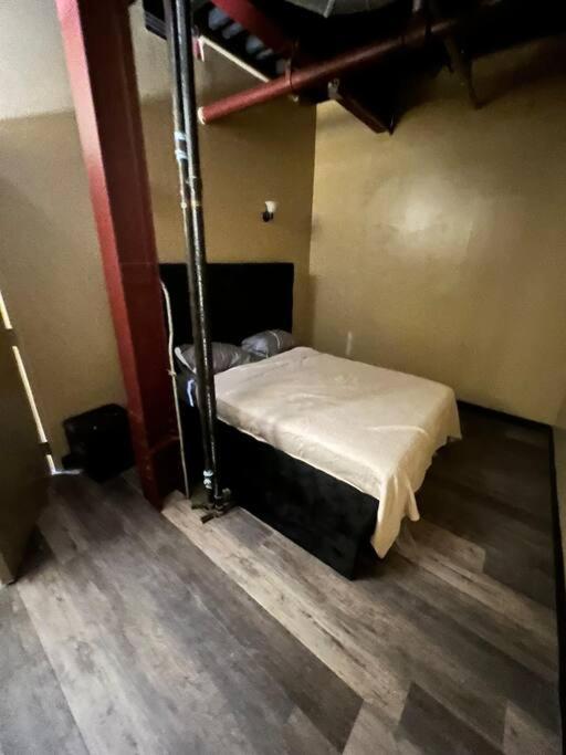 Two-Bedroom Apartment with City View photo 3