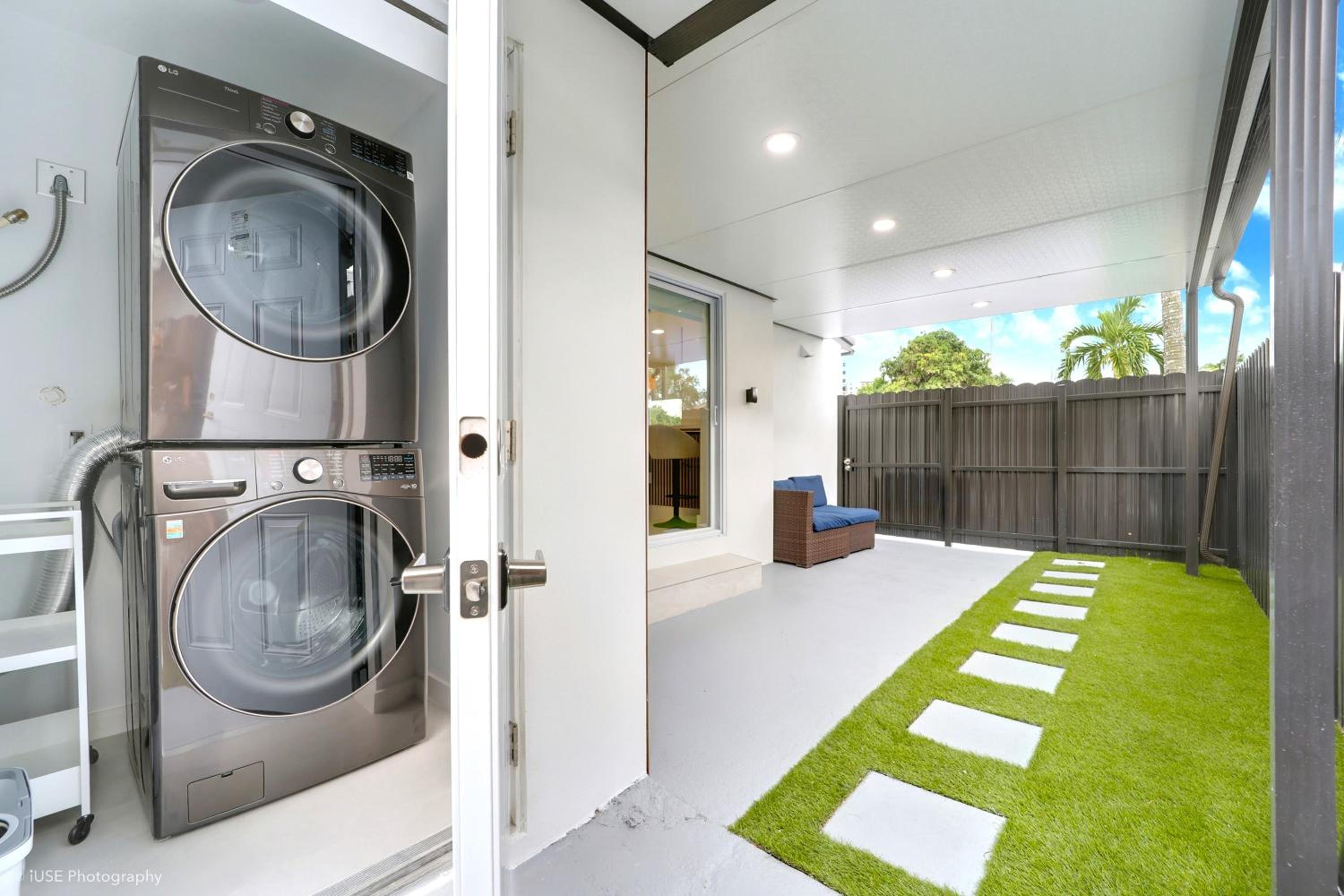 Villa photo 2