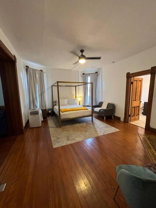 Two-Bedroom Apartment photo 1