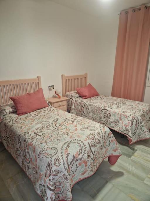 Casa de cuatro habitaciones