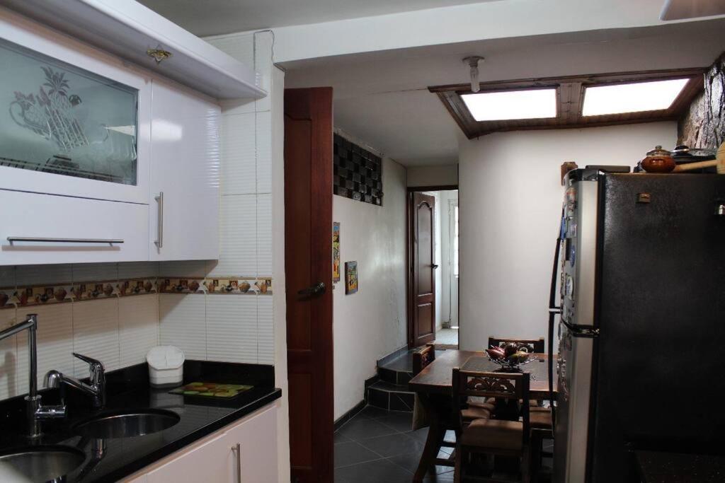 Four-Bedroom House photo 3
