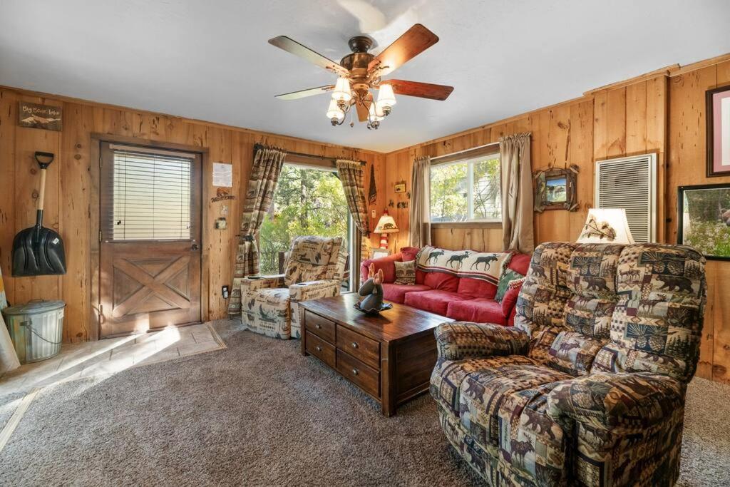 Two-Bedroom House photo 3