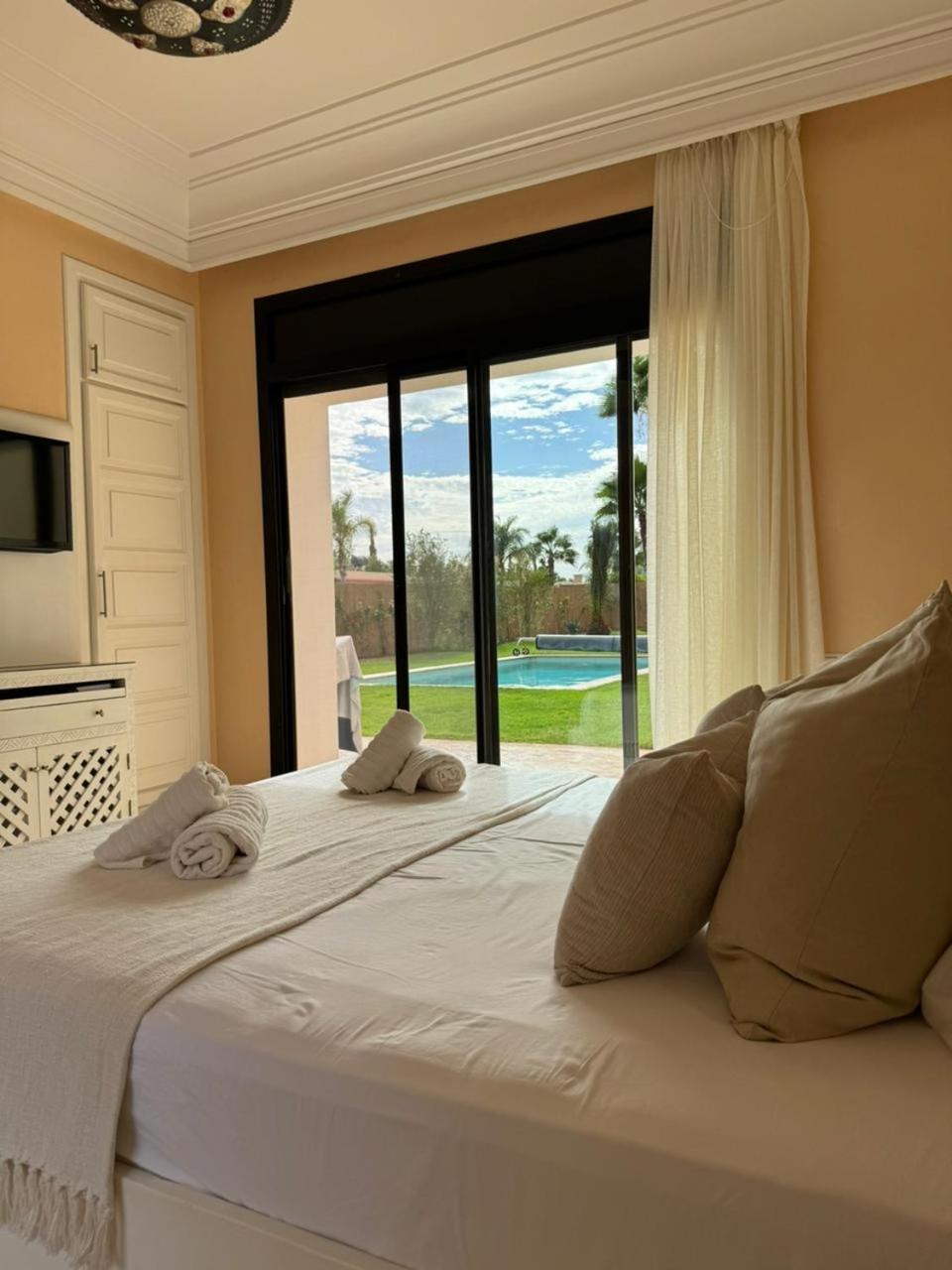Villa with Private Pool photo 1