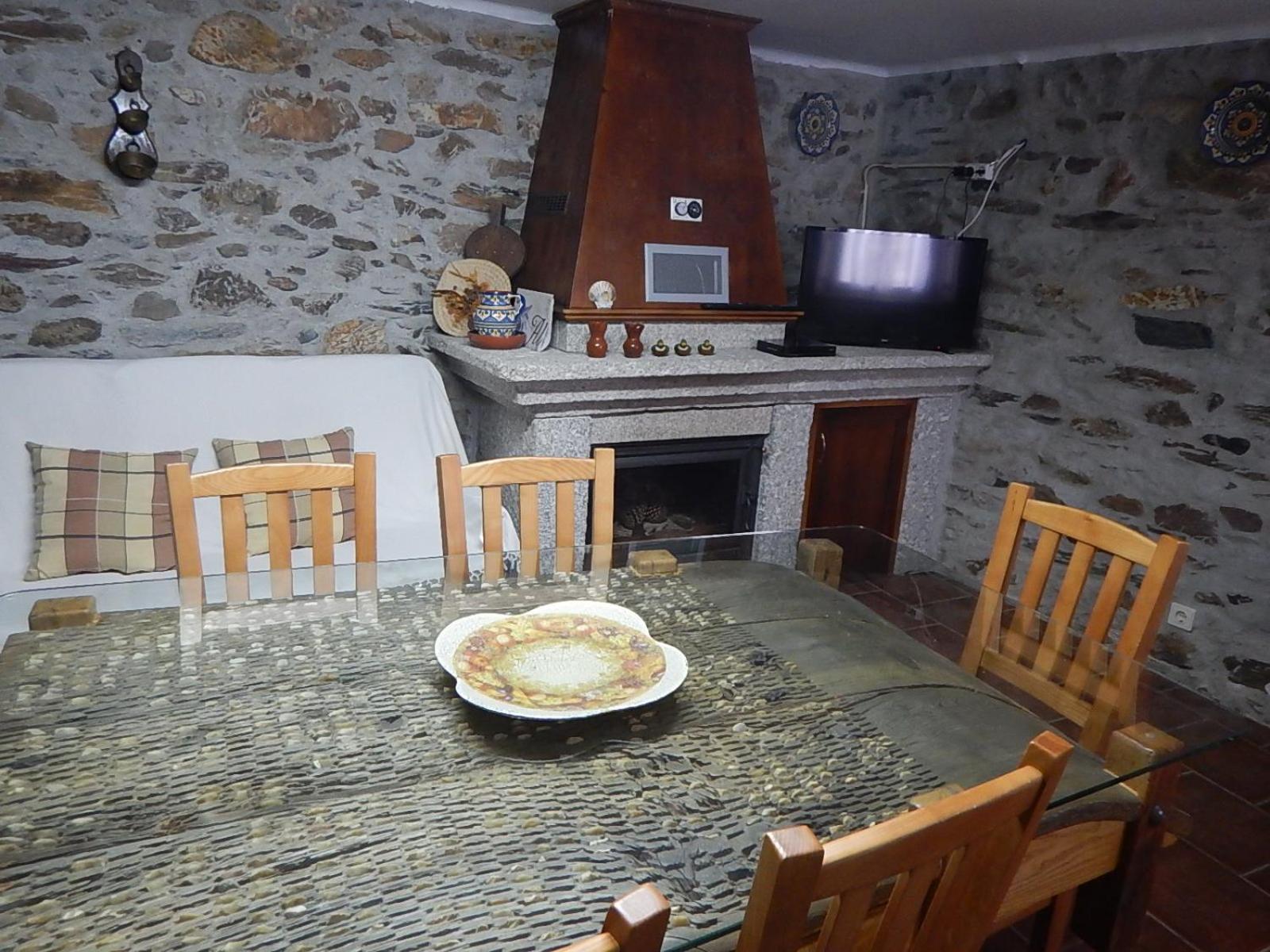 Two-Bedroom House photo 3