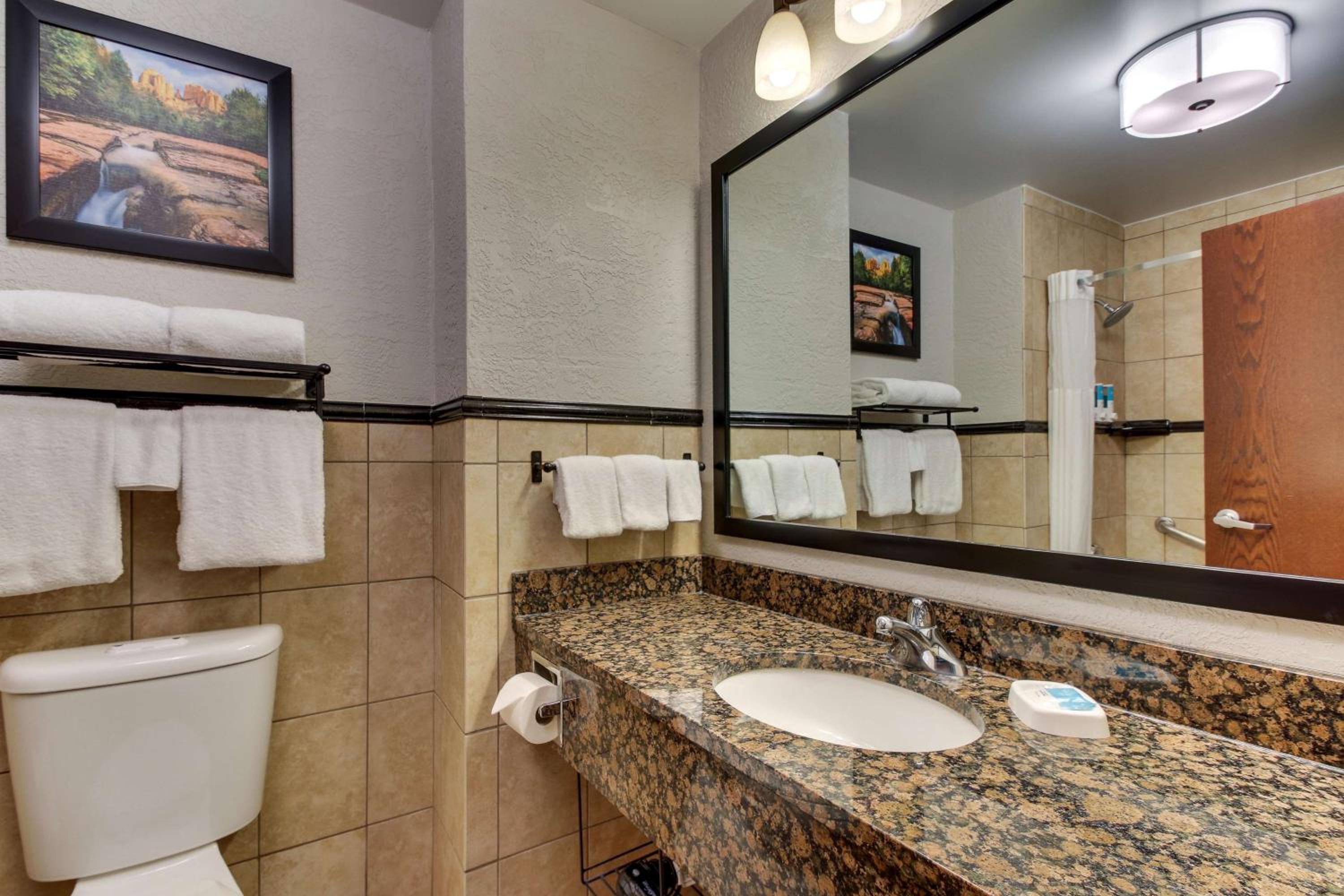 Superior King Room photo 3