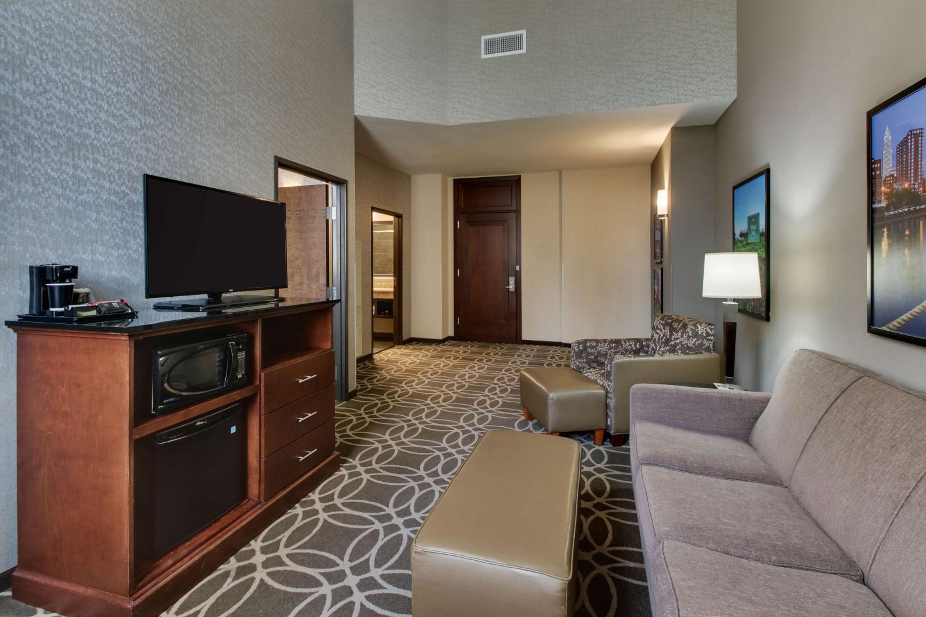 Queen Suite with Two Queen Beds