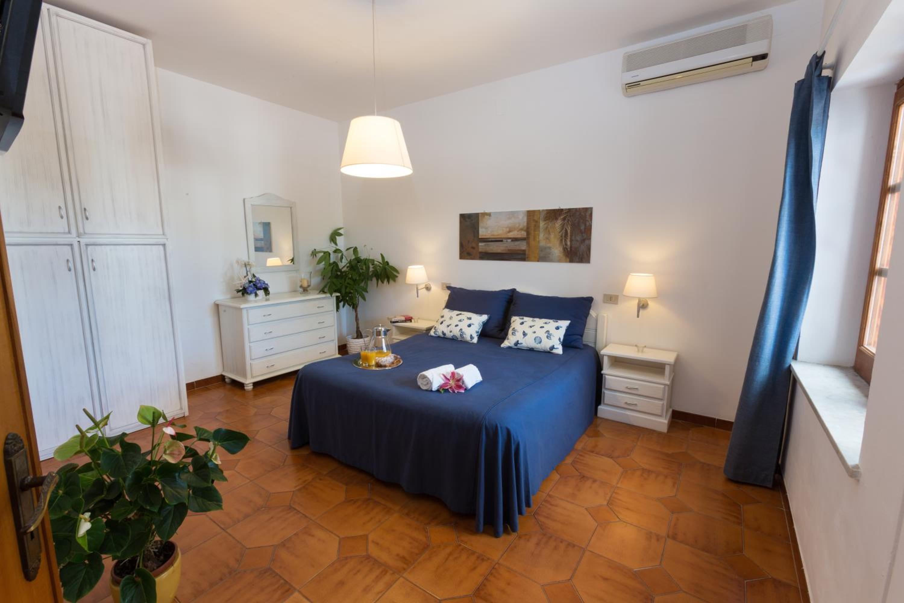 Bungalow (4 Adults) photo 1