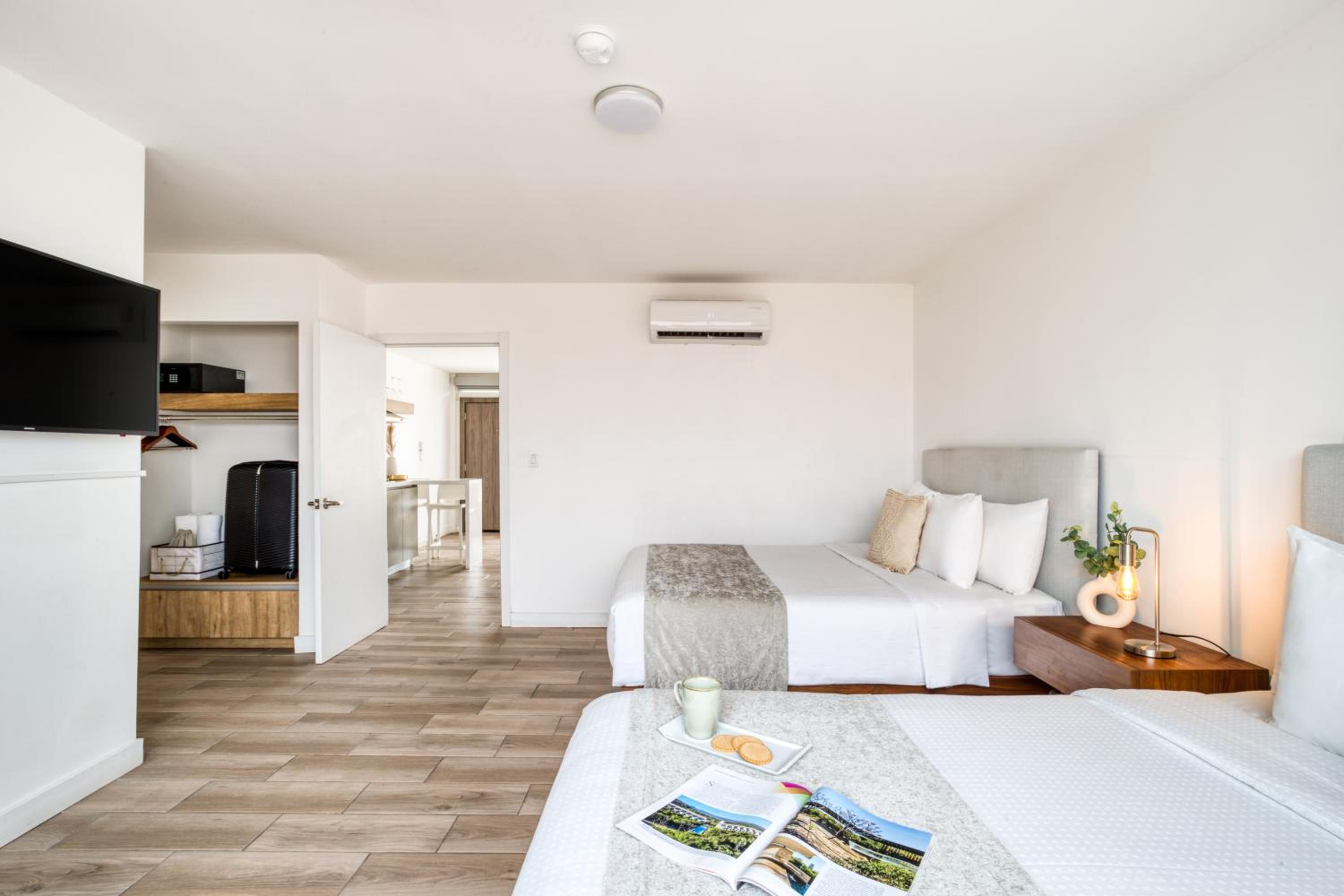 Superior Apartment