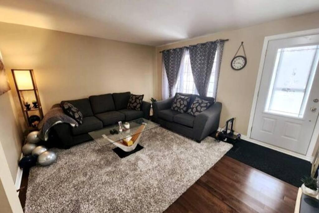 Three-Bedroom Home photo 2