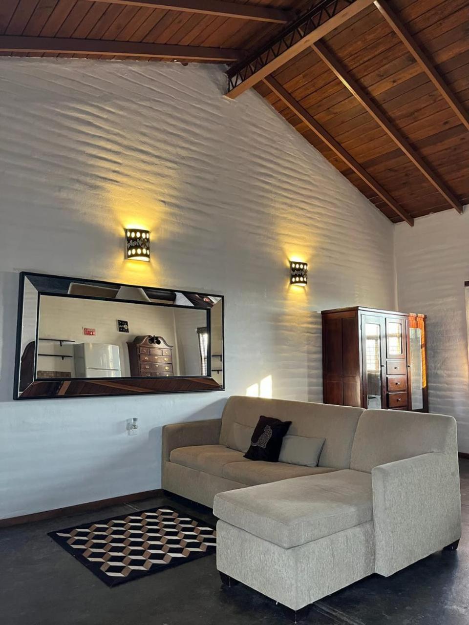 Superior King Suite - Photo 1