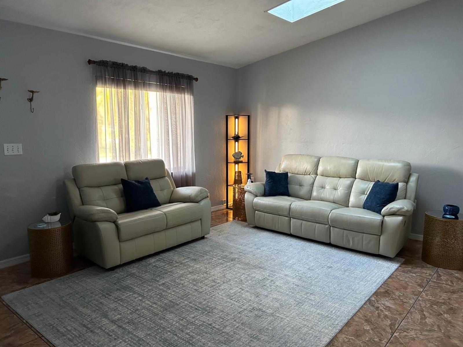 Three-Bedroom House photo 2
