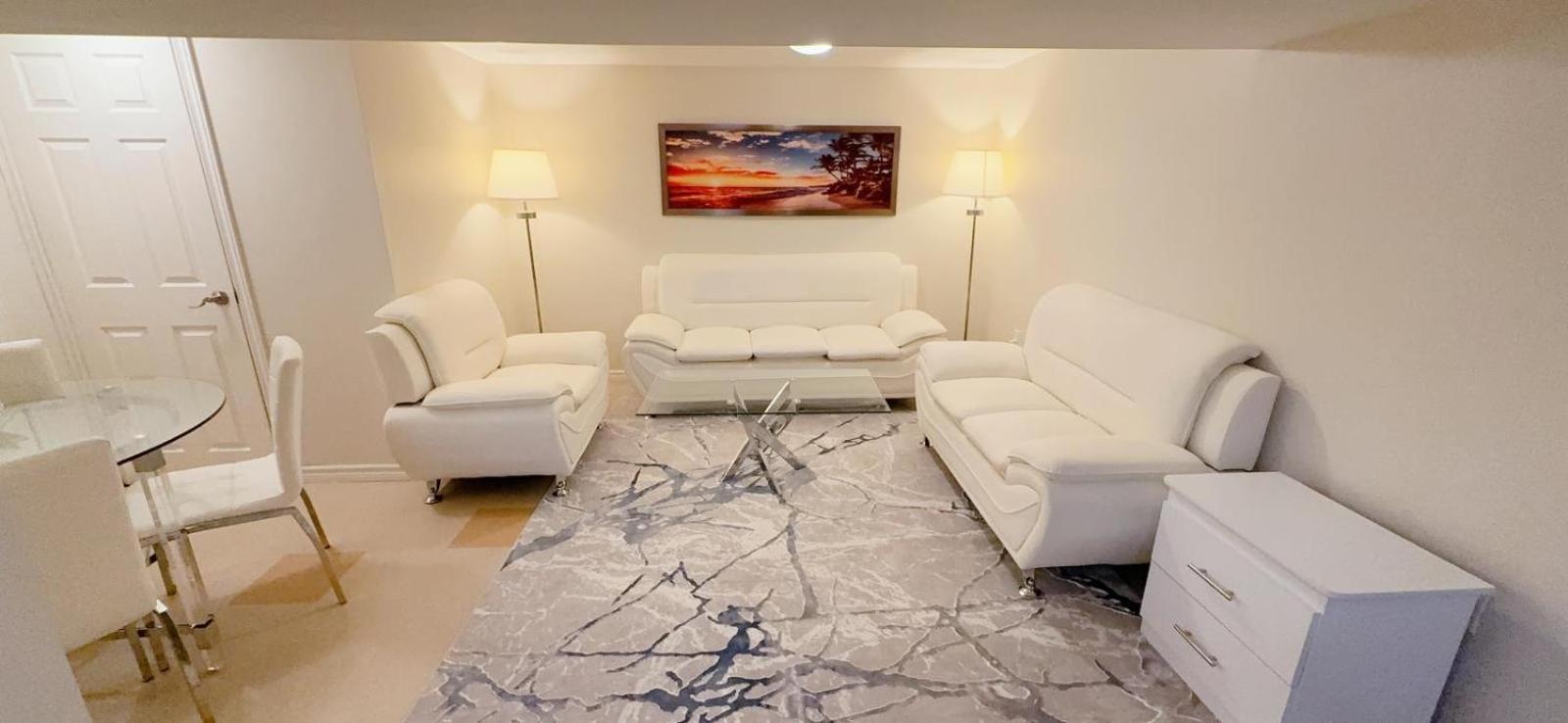 Three-Bedroom Deluxe Apartment photo 2