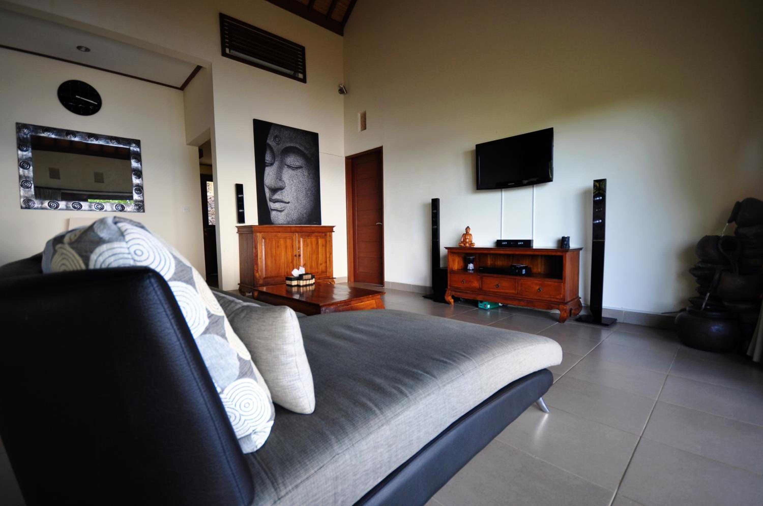 Headland Two-Bedroom Villa - Photo 19