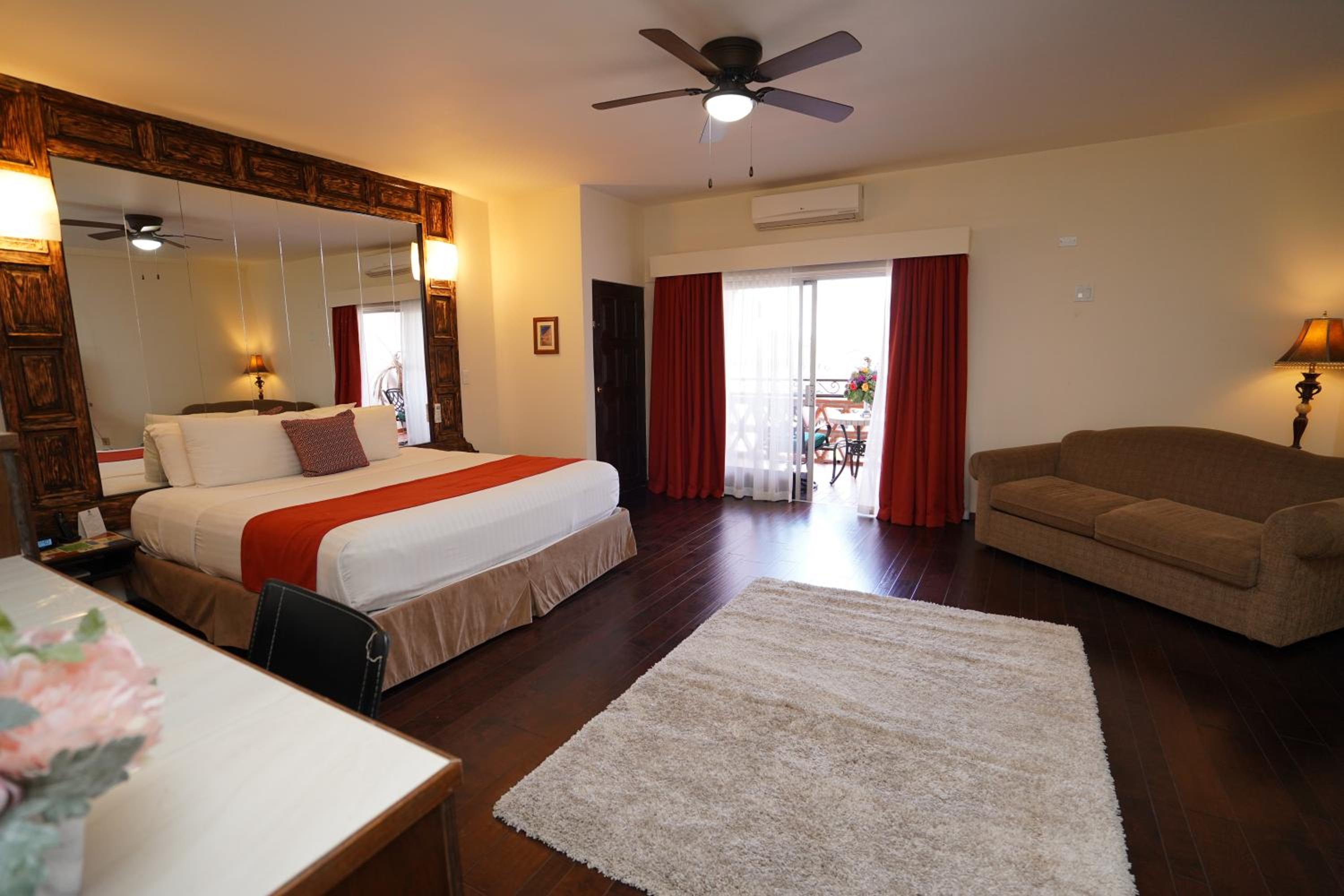 King Suite with Spa Bath