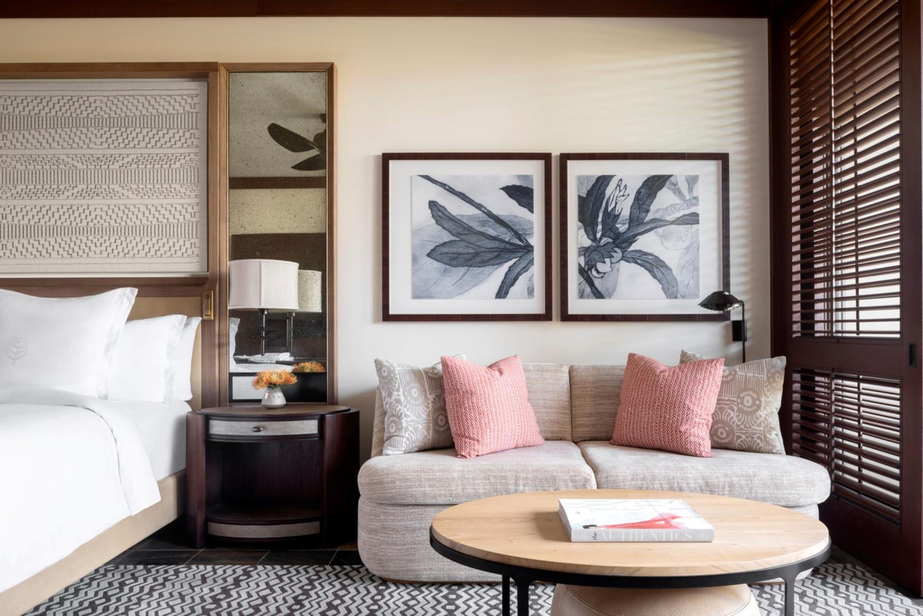 King Room with Partial Ocean View - Photo 5
