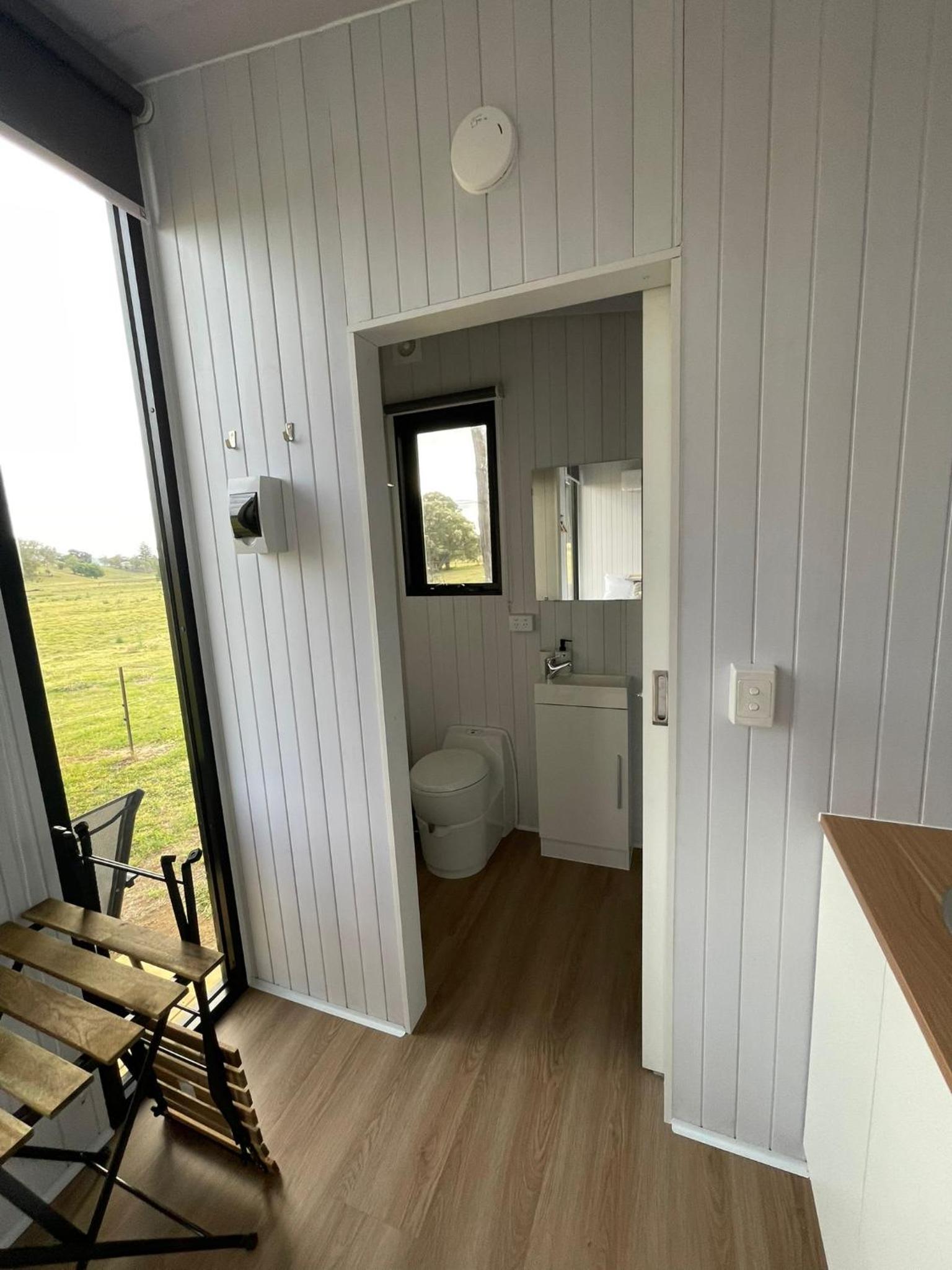 Mobile Home photo 2