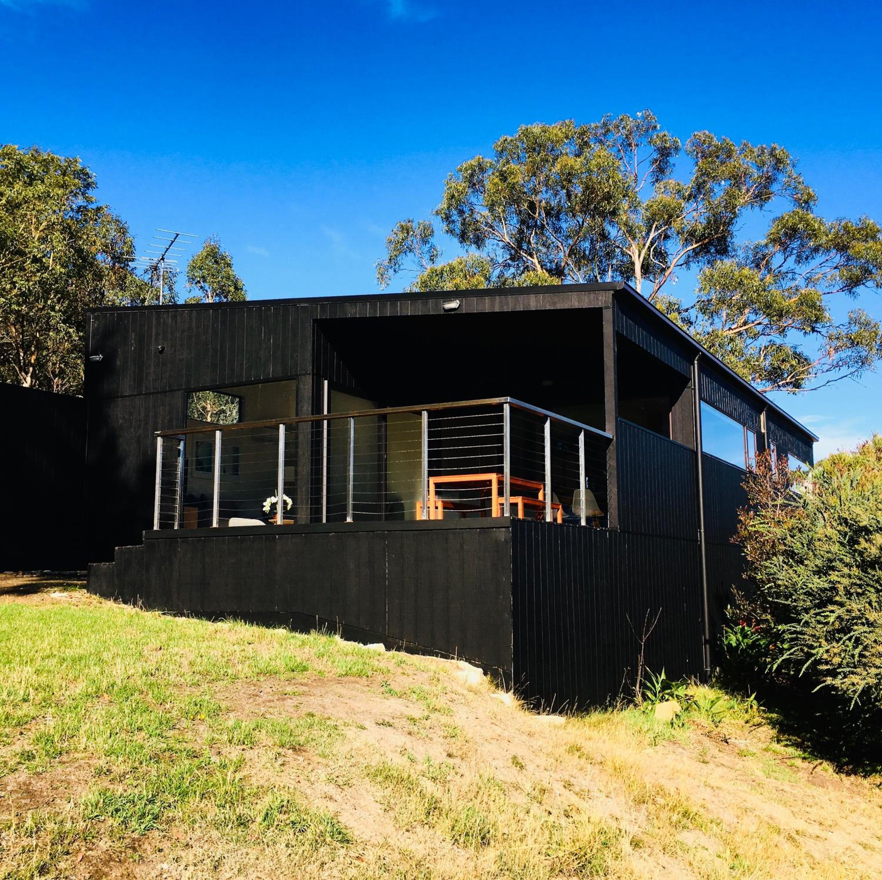 Three-Bedroom Vacation Home  photo 2