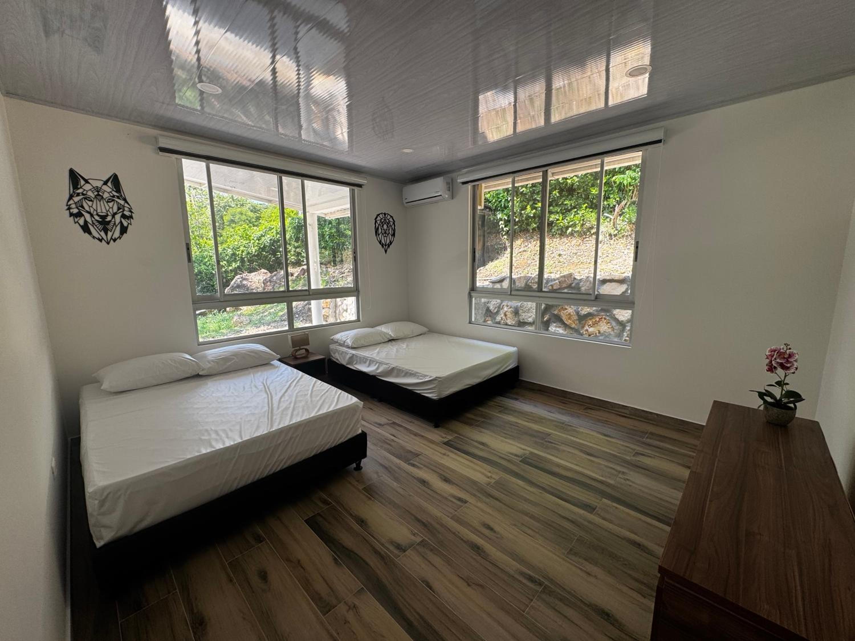 Four-Bedroom House photo 1