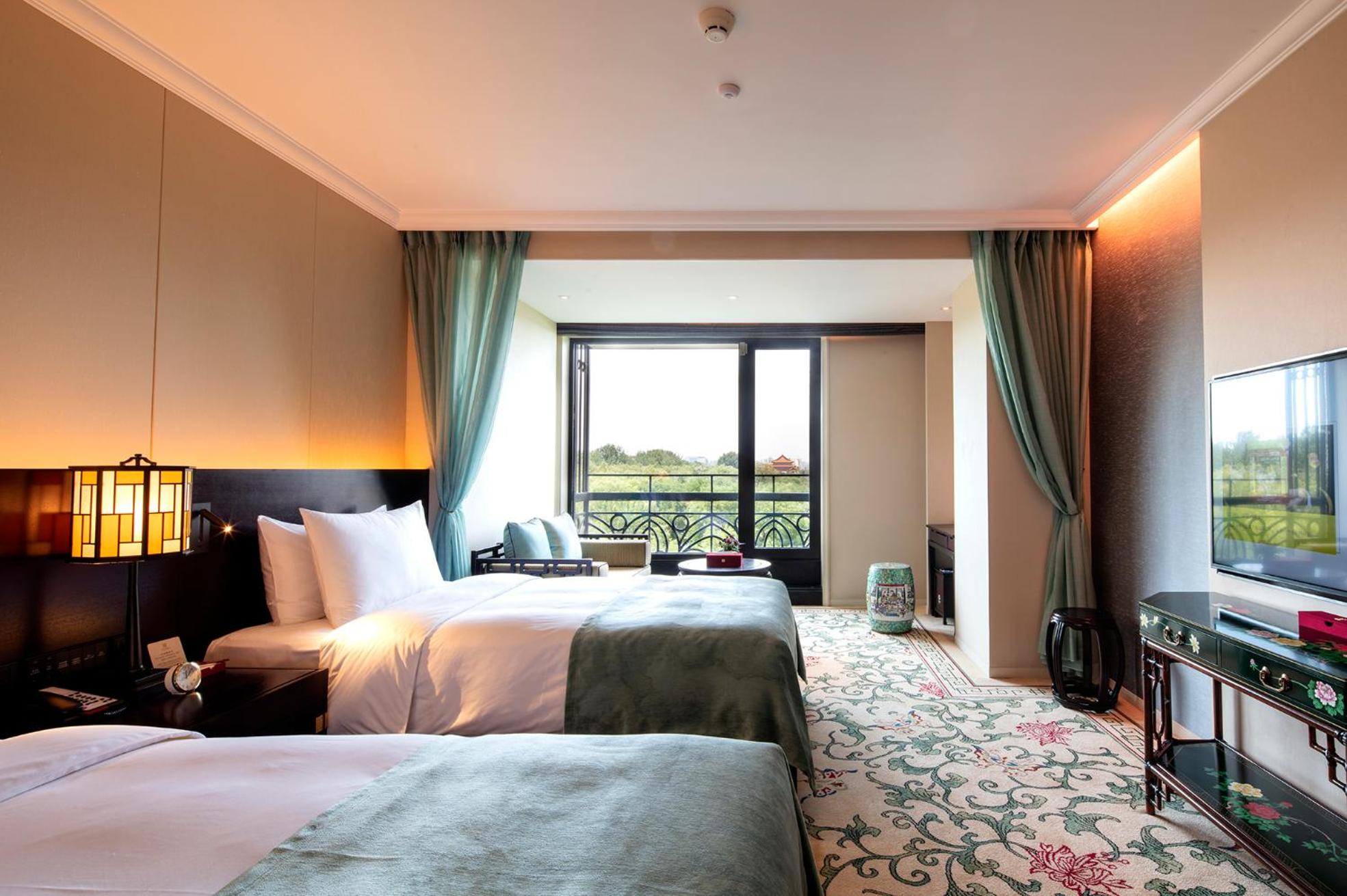 Imperial City View Room with Twin Bed