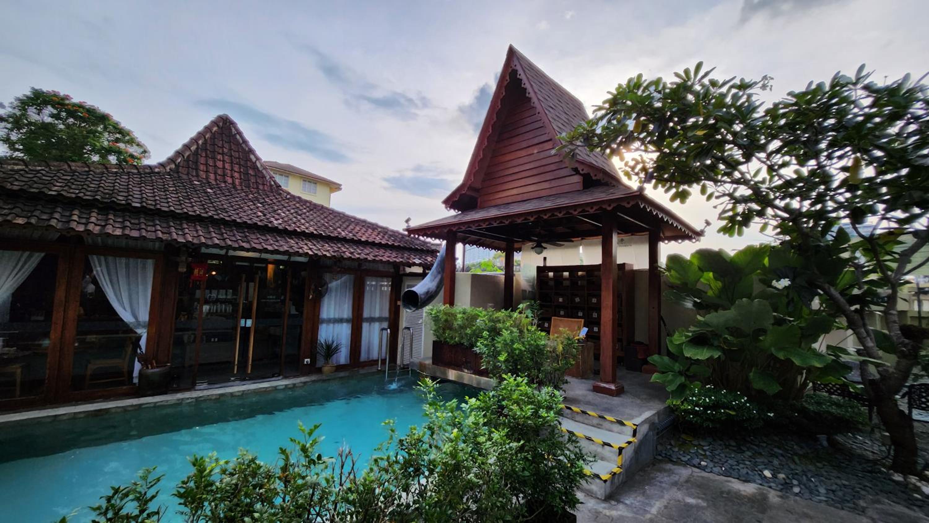 Special Spa Package - Executive Queen