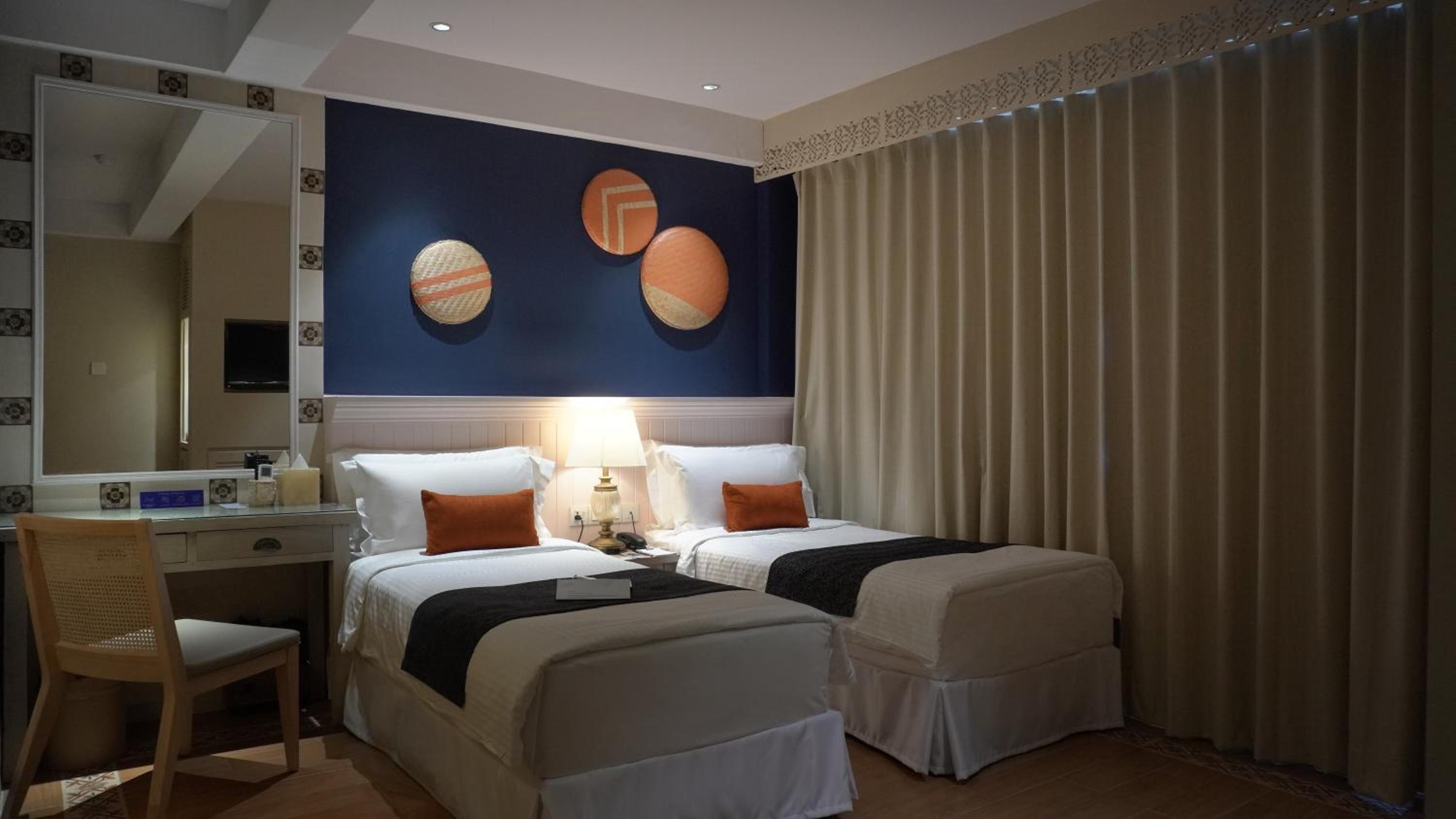 Deluxe Twin Room - Photo 3