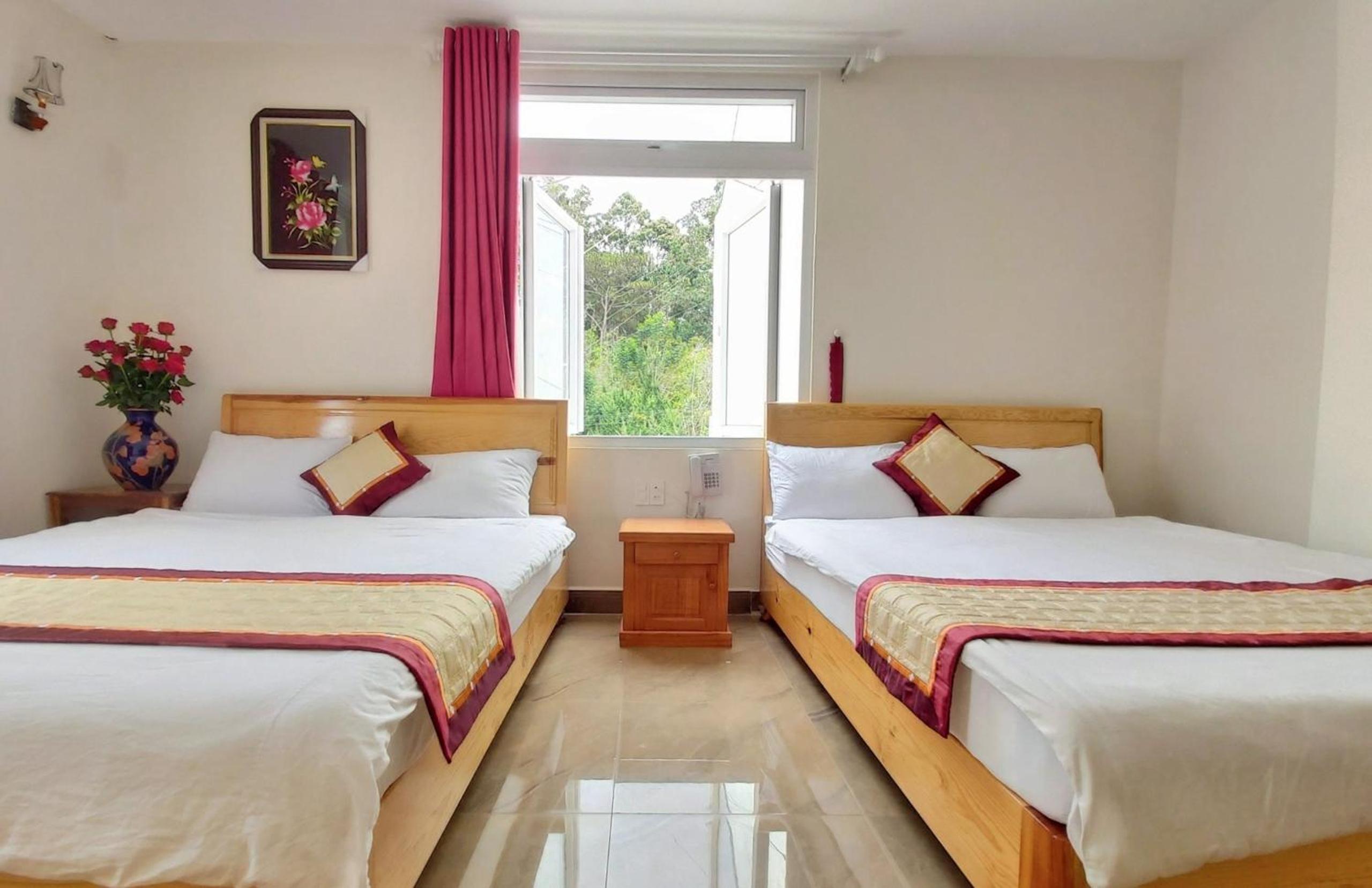 Deluxe Family Room