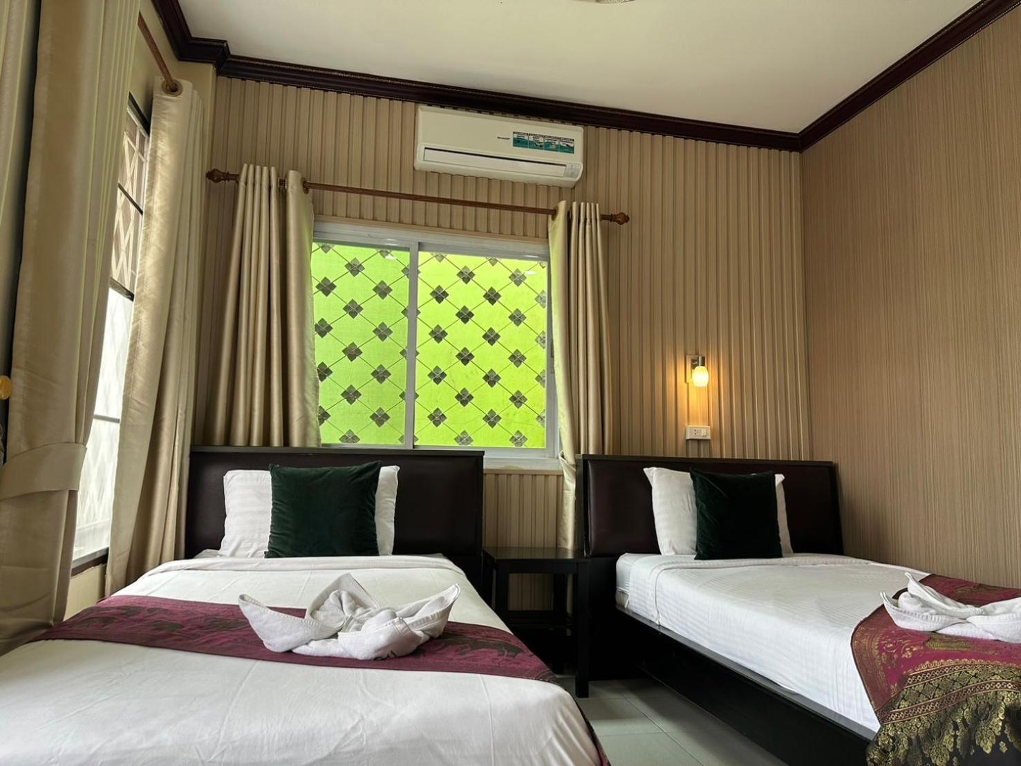 Standard Twin Room photo 3