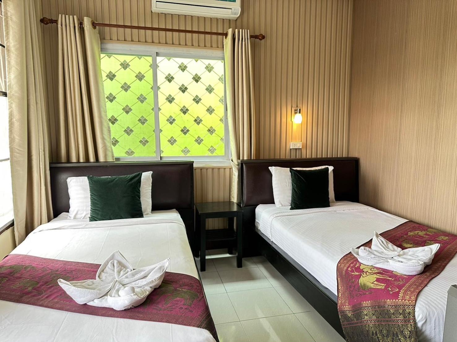 Standard Twin Room photo 1