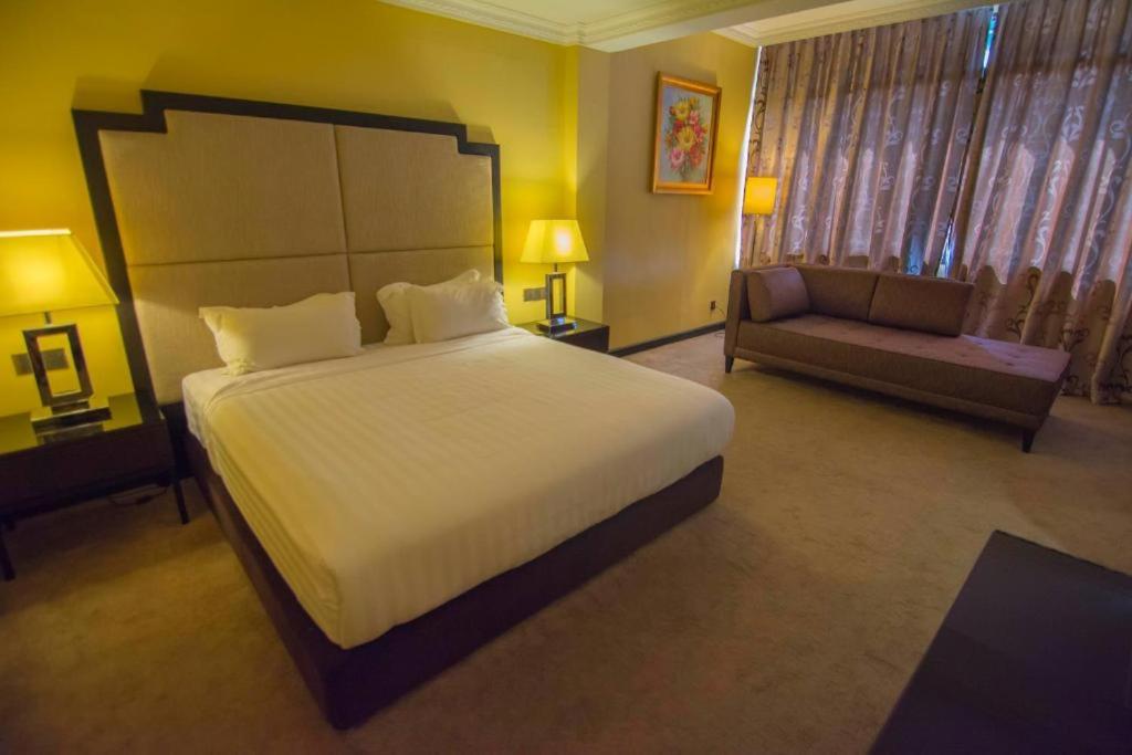 Premier Suite