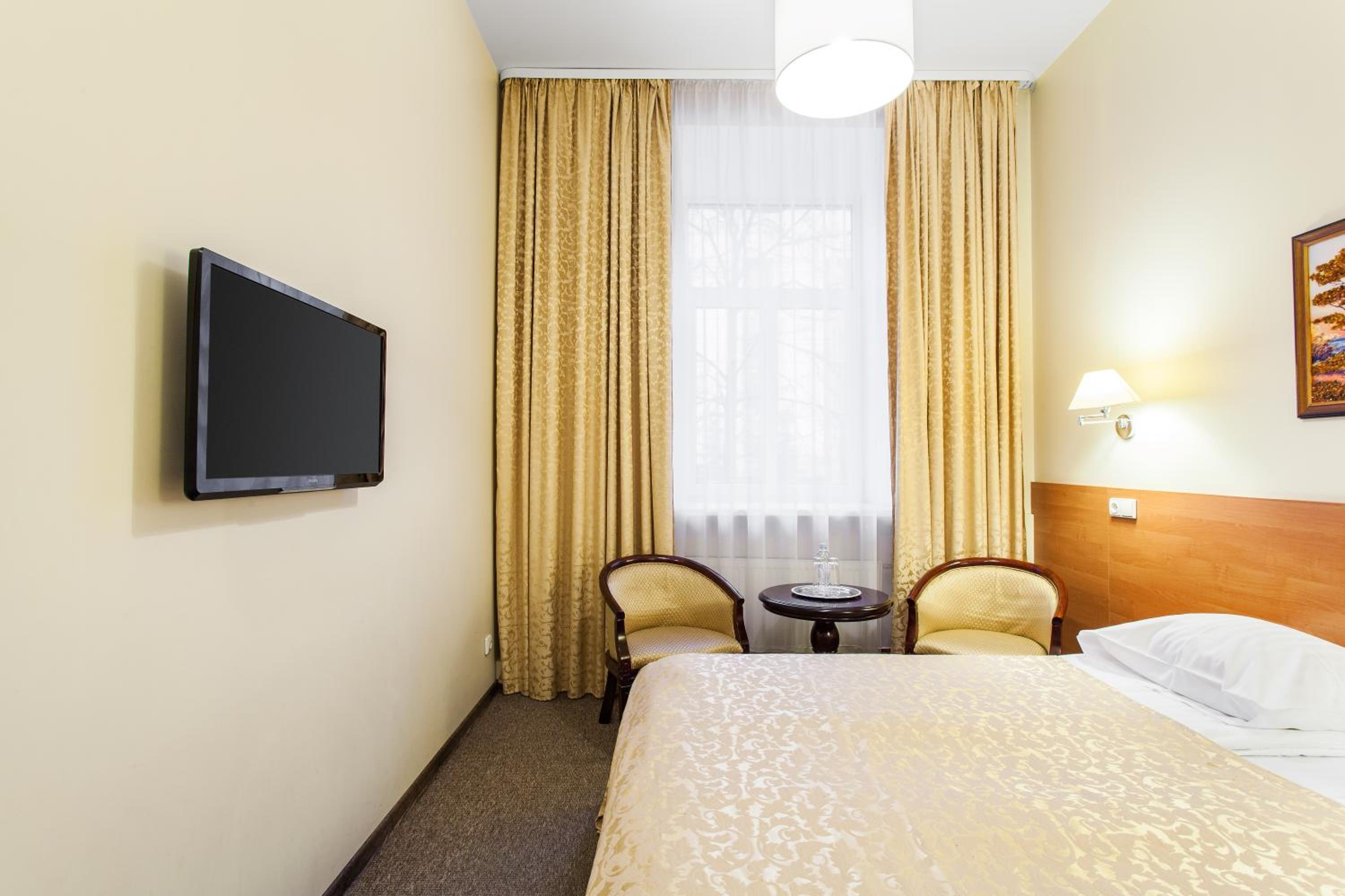 Double Room - Photo 1