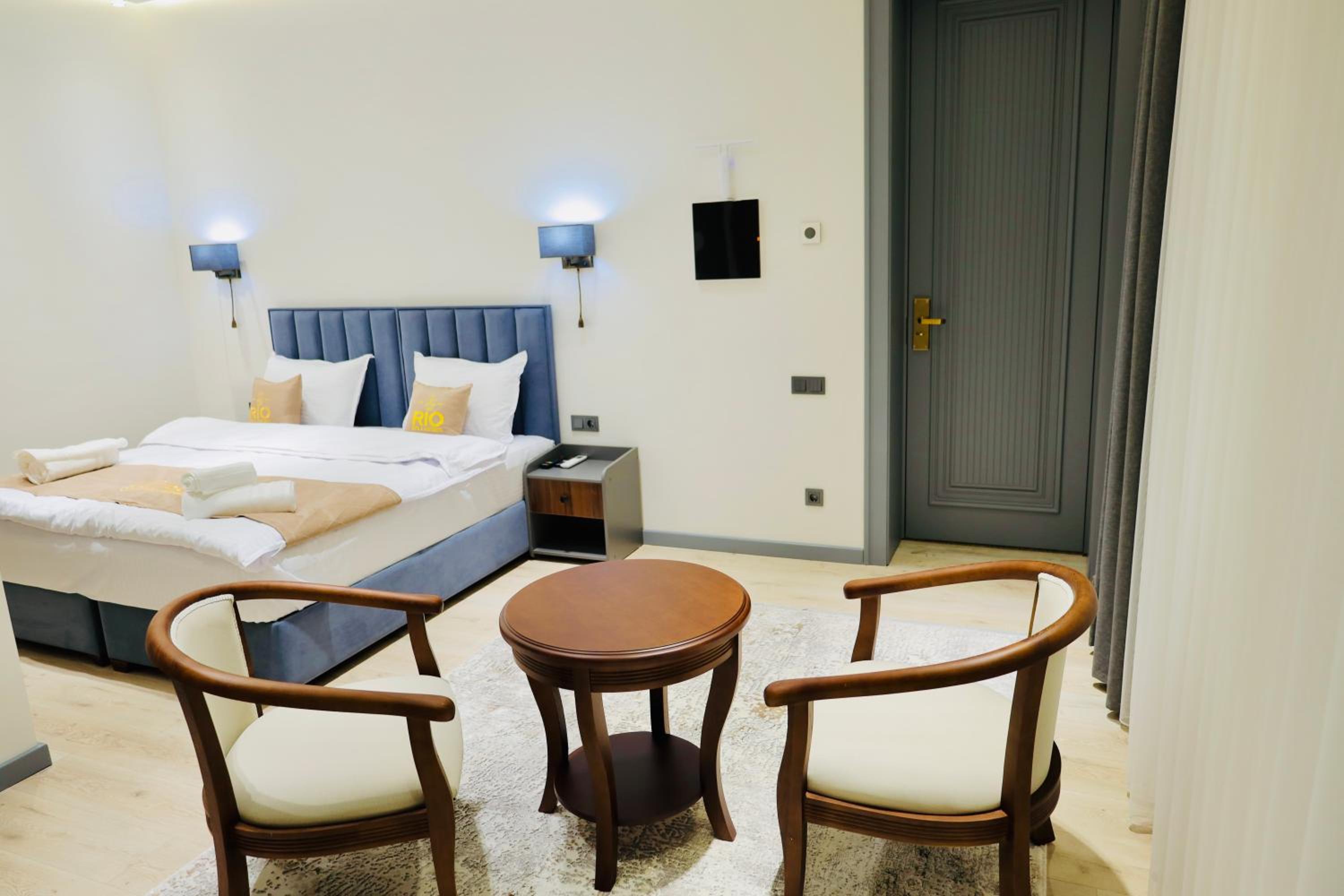 Standard Double or Twin Room photo 2