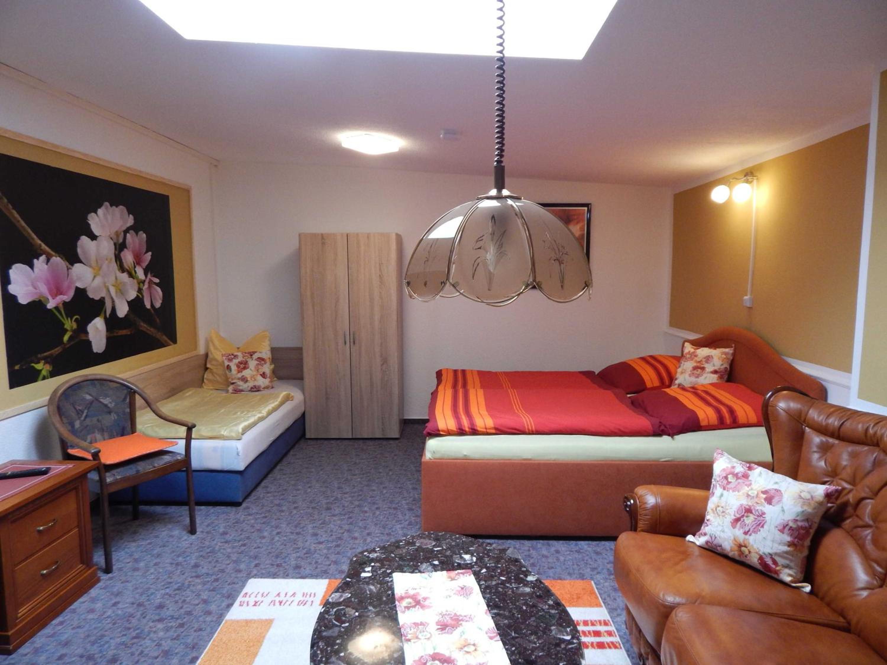 Triple Room with Private Bathroom photo 2