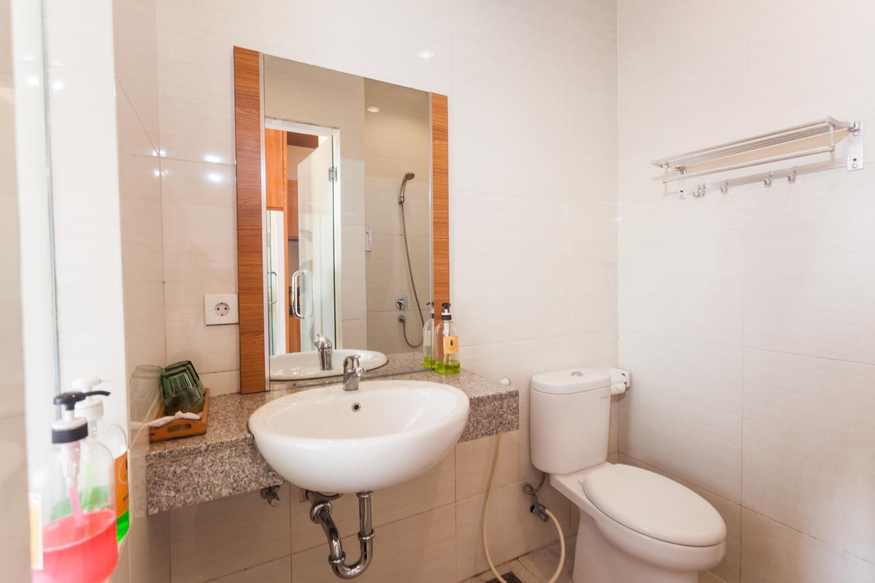 Deluxe Double Room with Balcony photo 2