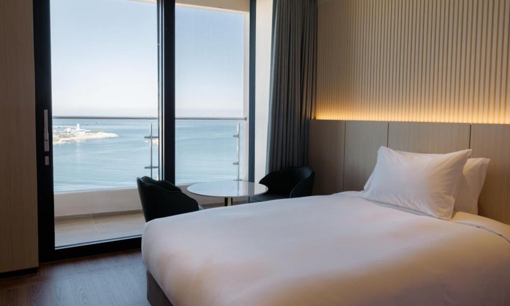 Deluxe Twin Room photo 1