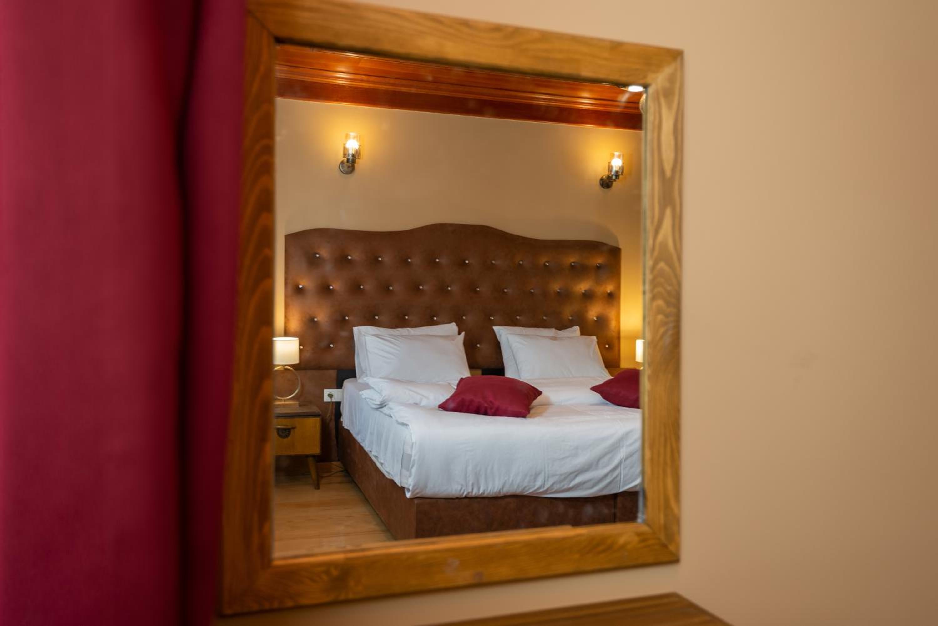 Deluxe Double Room photo 3