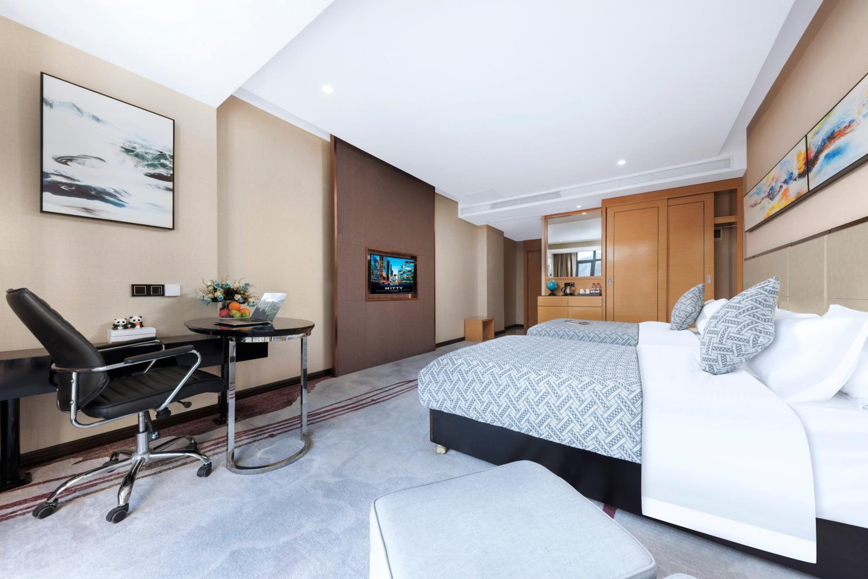 Standard Twin Room With Mountain View photo 2