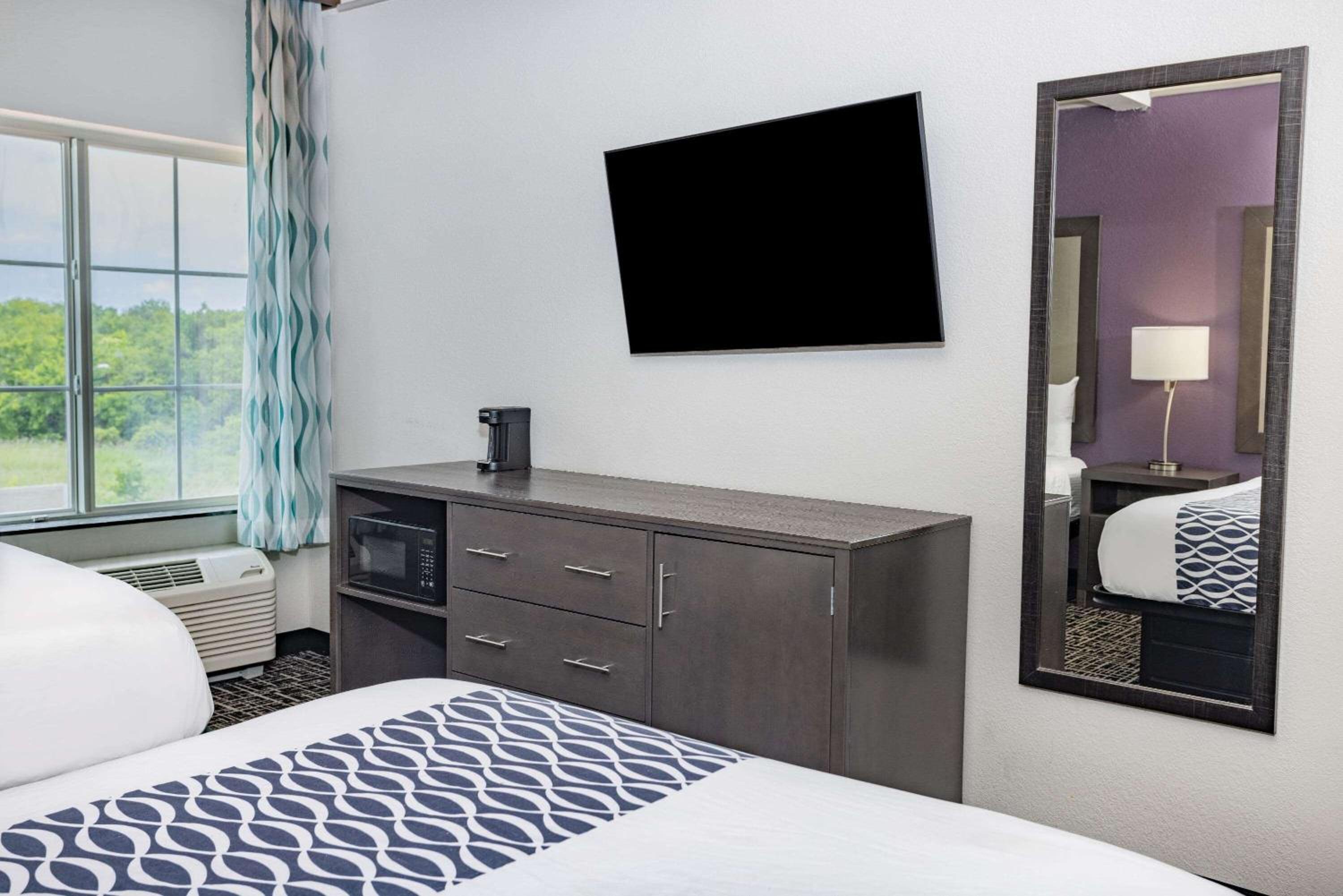 Double Room with Two Double Beds - Photo 1