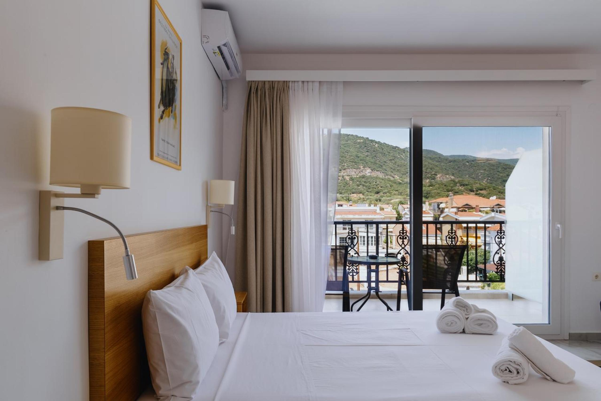 Double Room with Mountain View