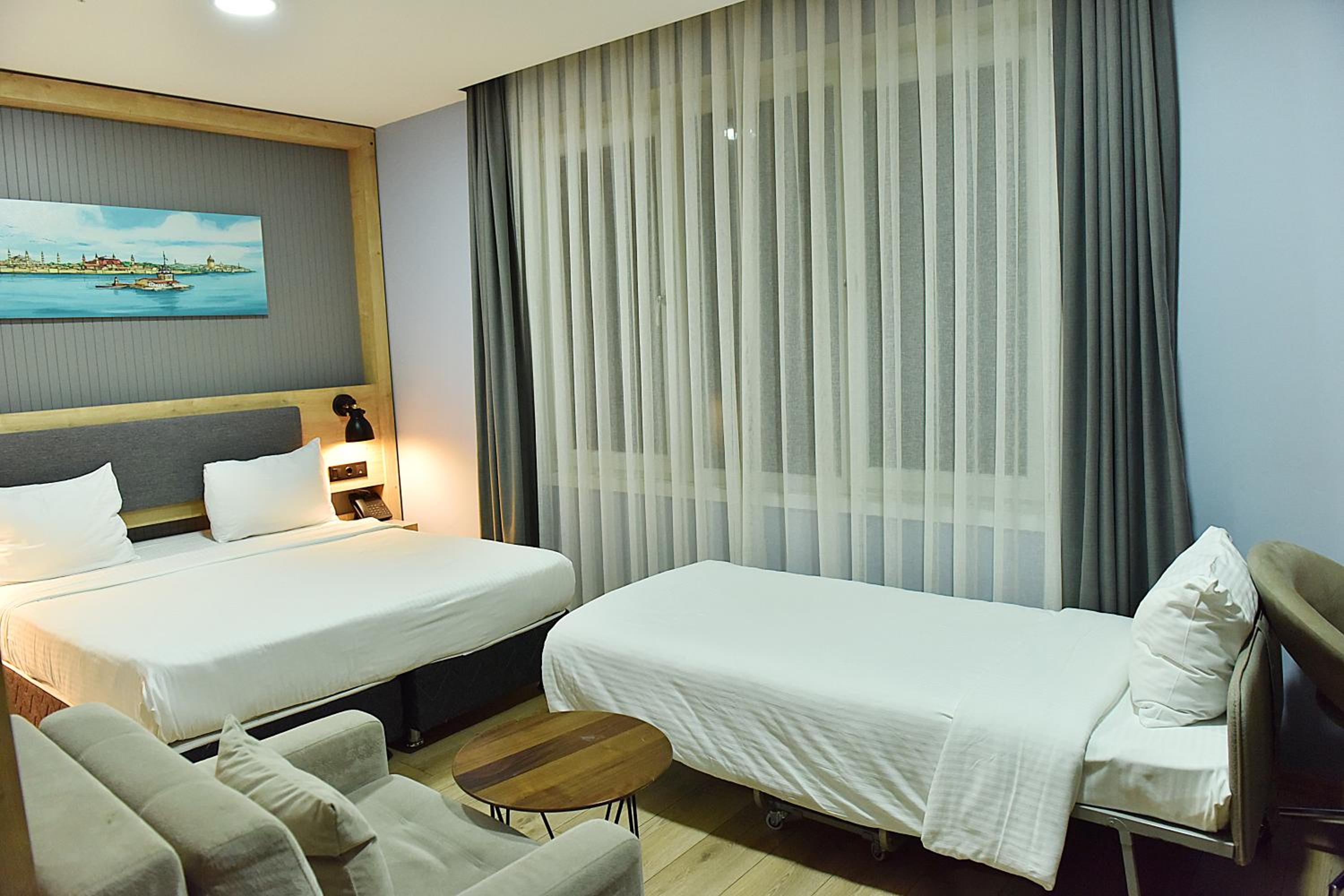 Double Room with Extra Bed photo 3