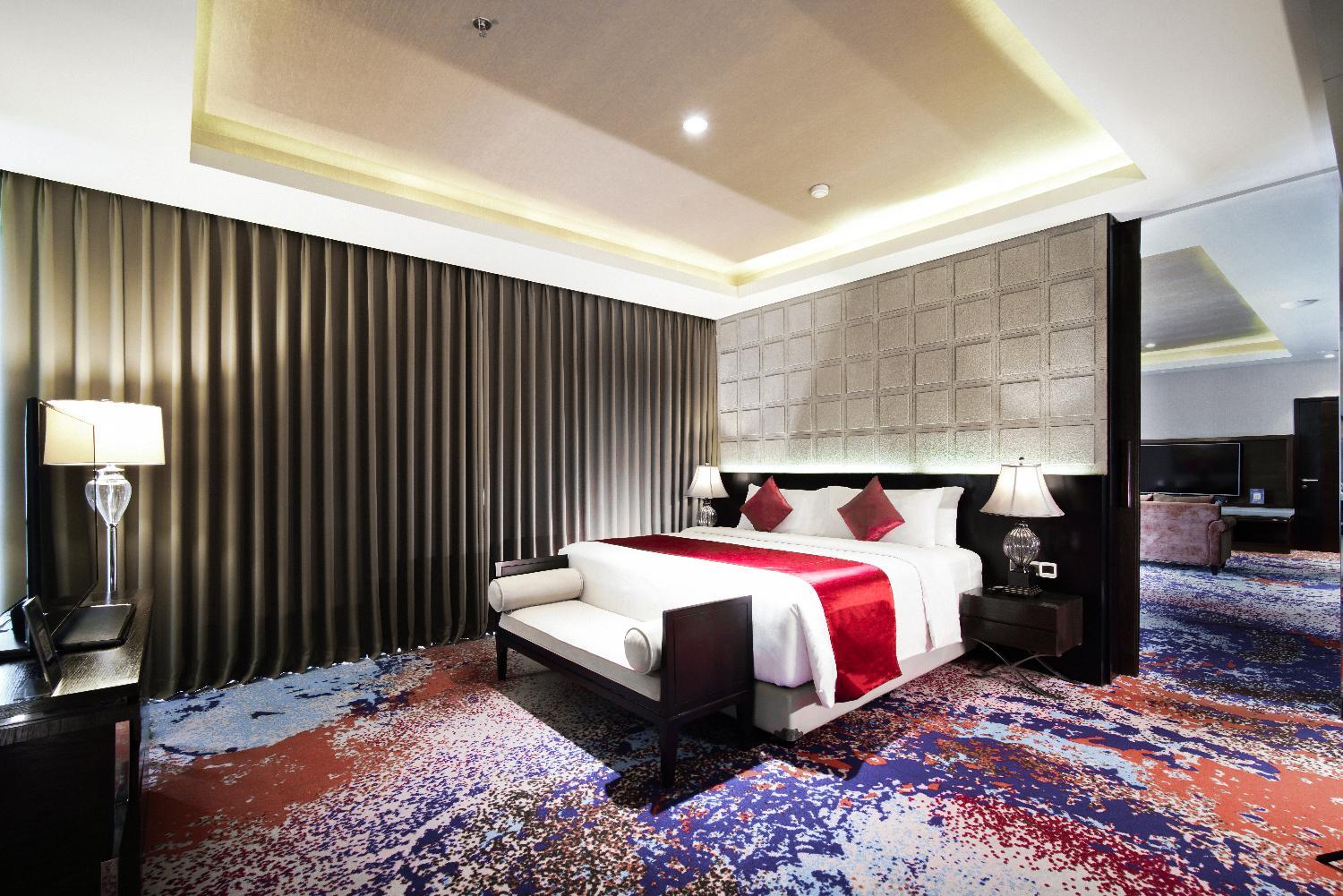 Presidential Suite photo 3