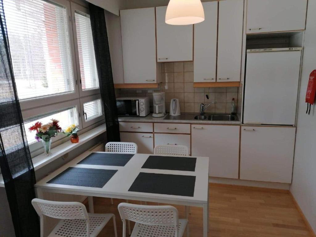 Family Room with Sauna - Photo 4