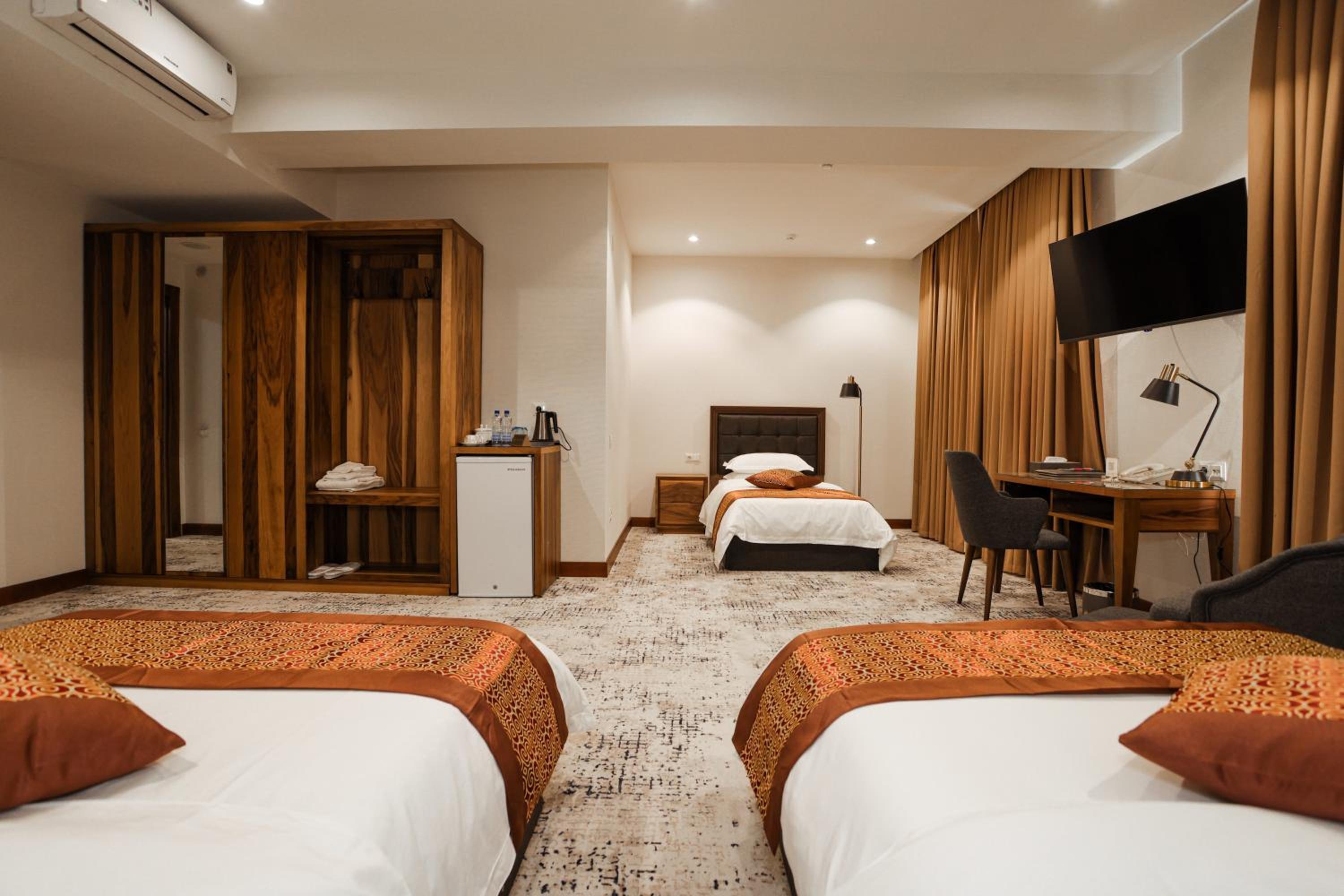 Suite With City View photo 1